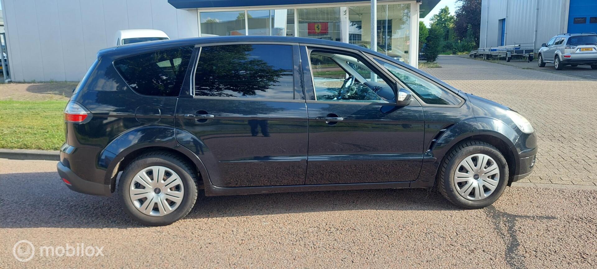 Foto van Ford S-max