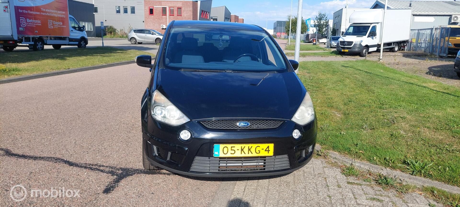 Foto van Ford S-max