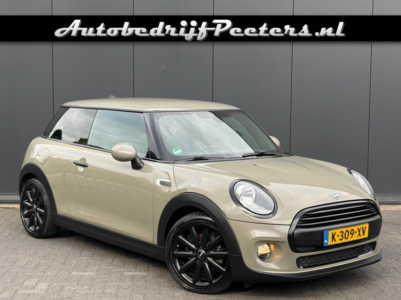 Mini One 1.5 Automaat Leder Sportstoelen Stoelverwarming PDC 2018 - voorkant