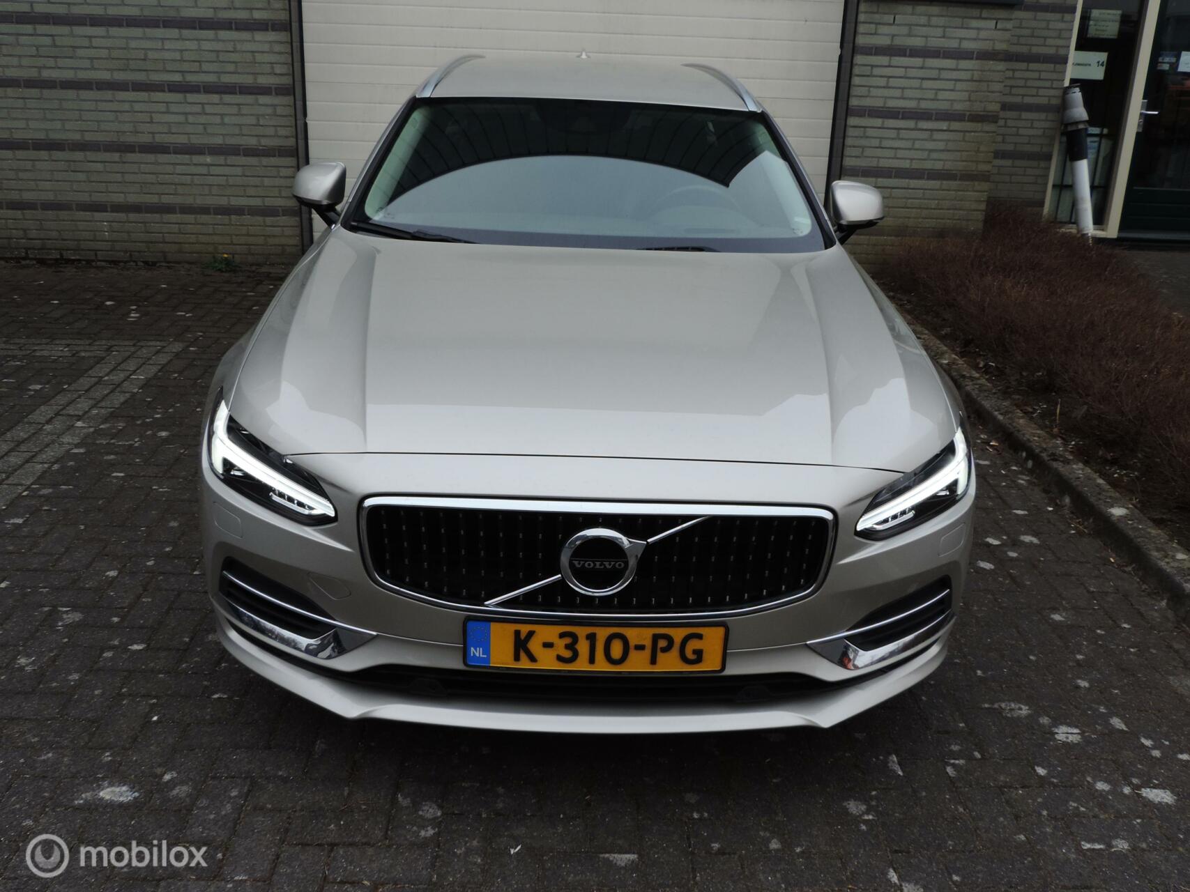 Foto van Volvo V90