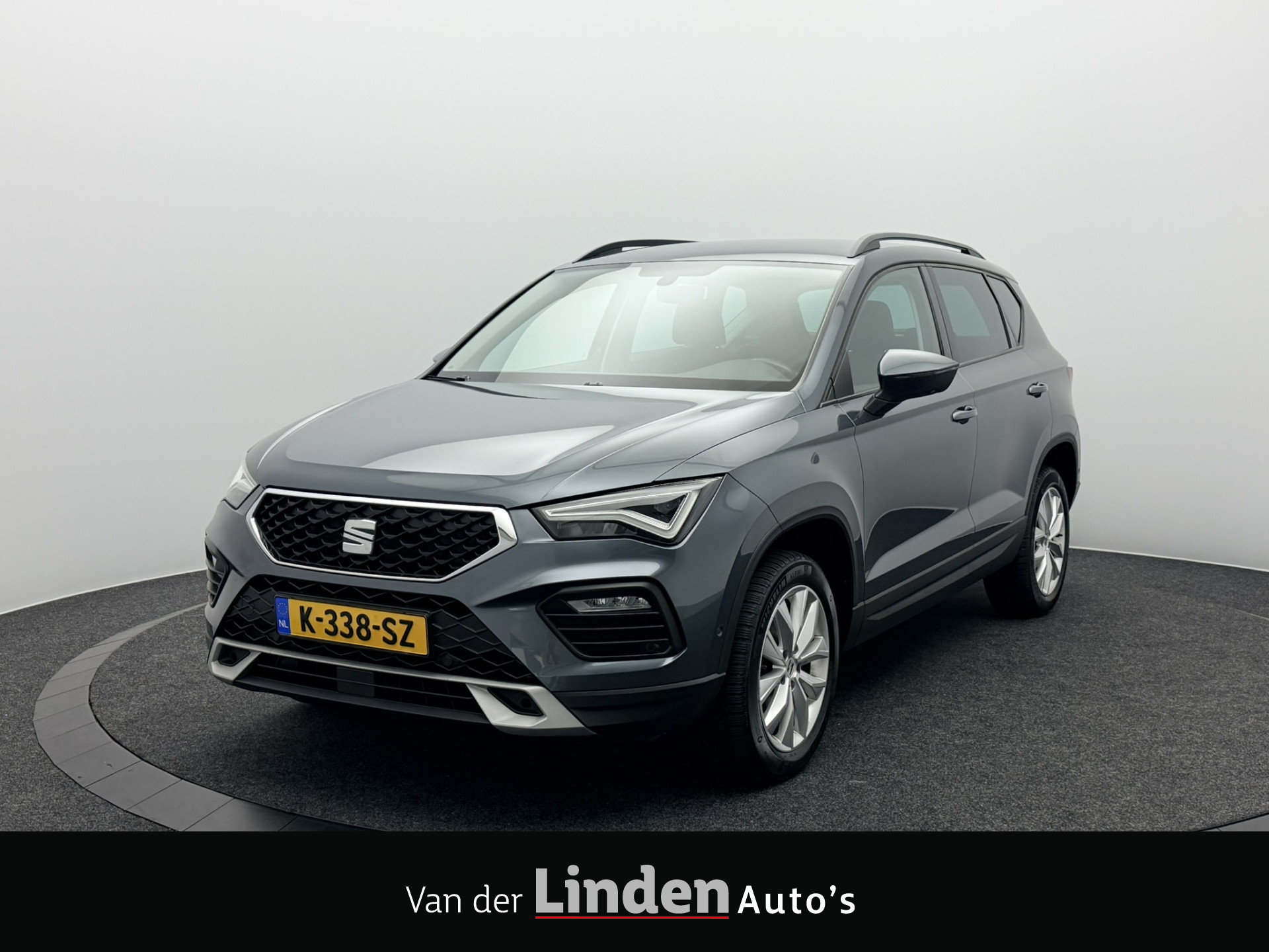 Seat Ateca 1.5 TSI Style Business Intense | Trekhaak | Camera | Sfeerverlichting | Full-Led | Navigatie 2021 - voorkant