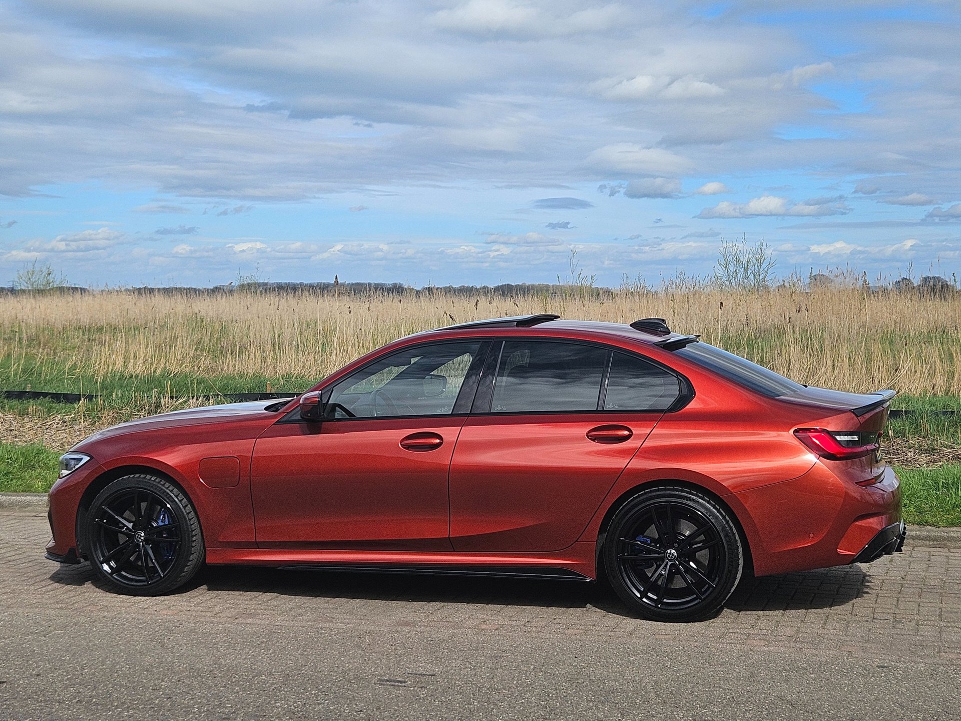 Foto van BMW 330e