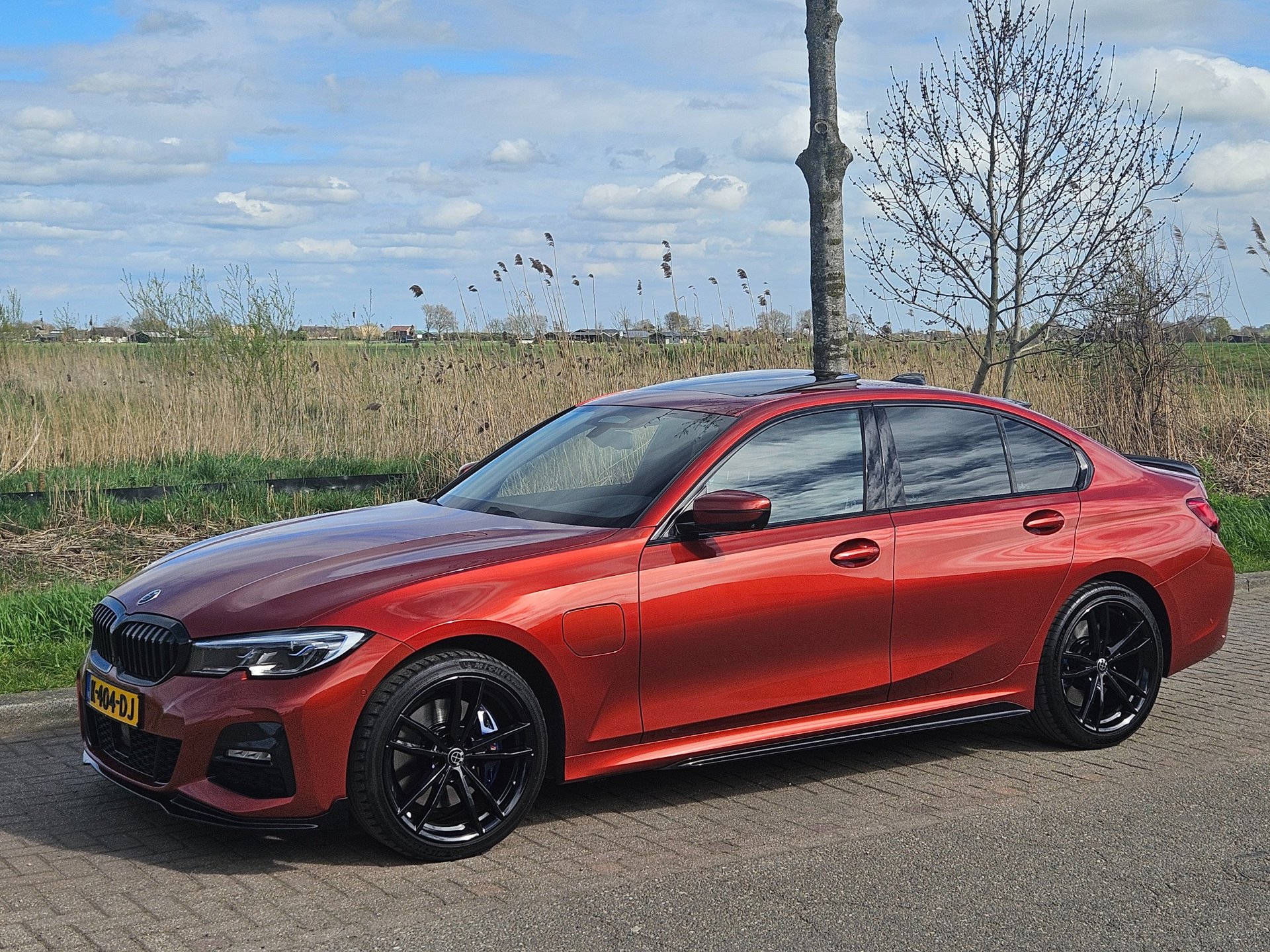 Foto van BMW 330e
