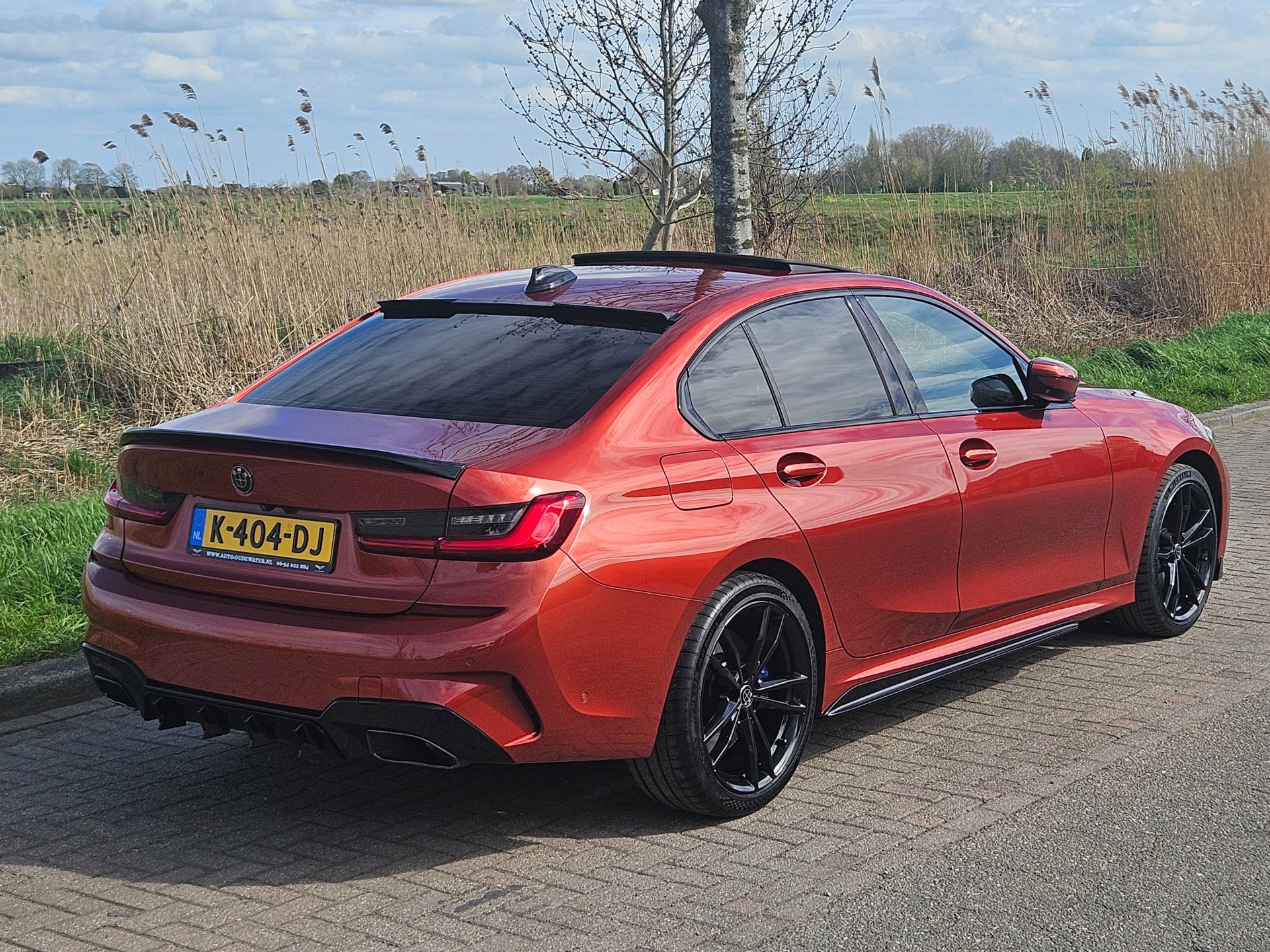 Foto van BMW 330e