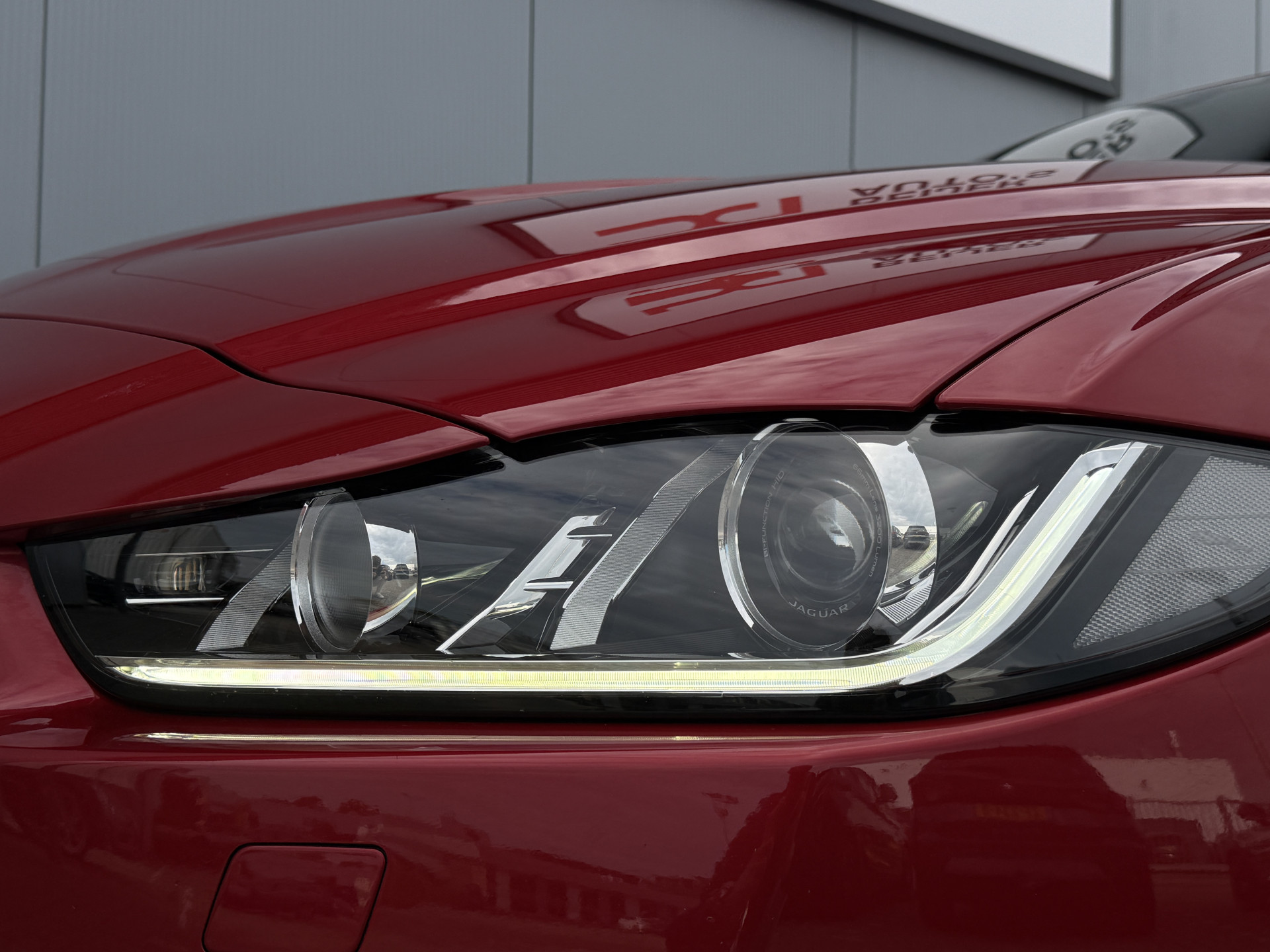 Foto van Jaguar Jaguar Xe