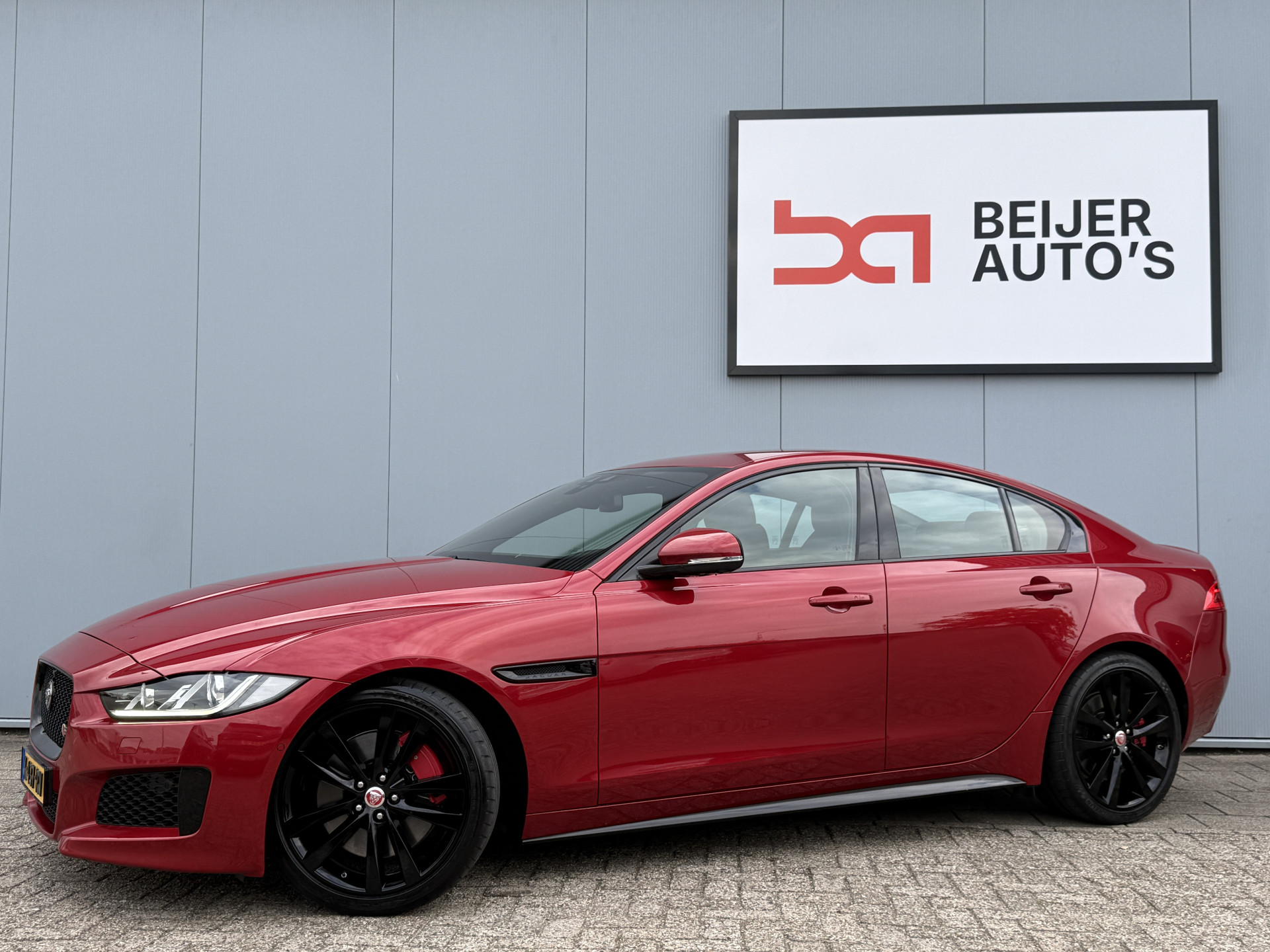 Jaguar Jaguar Xe 3.0 S 2018 - voorkant