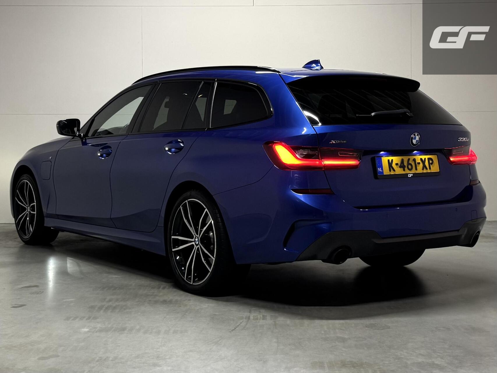 Foto van BMW 330e xDrive
