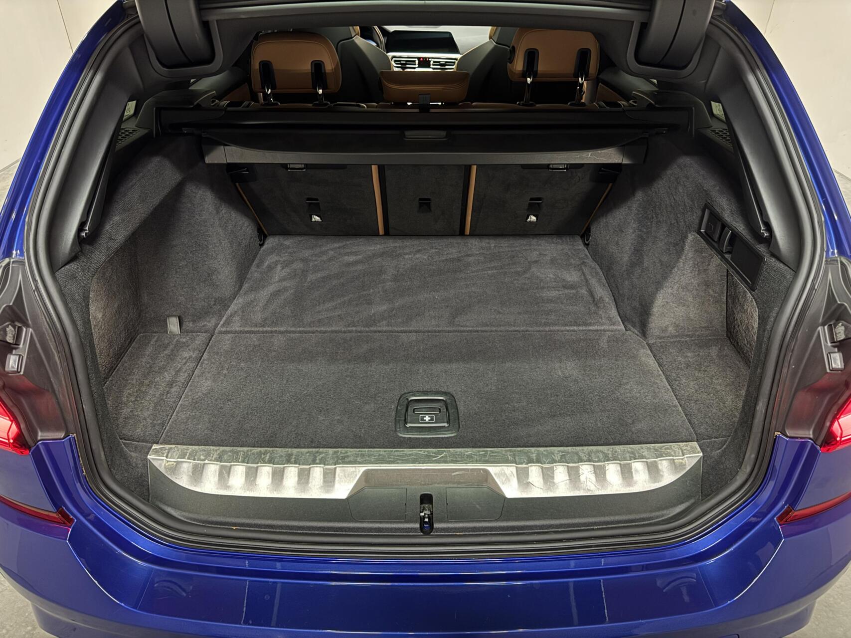 Foto van BMW 330e xDrive