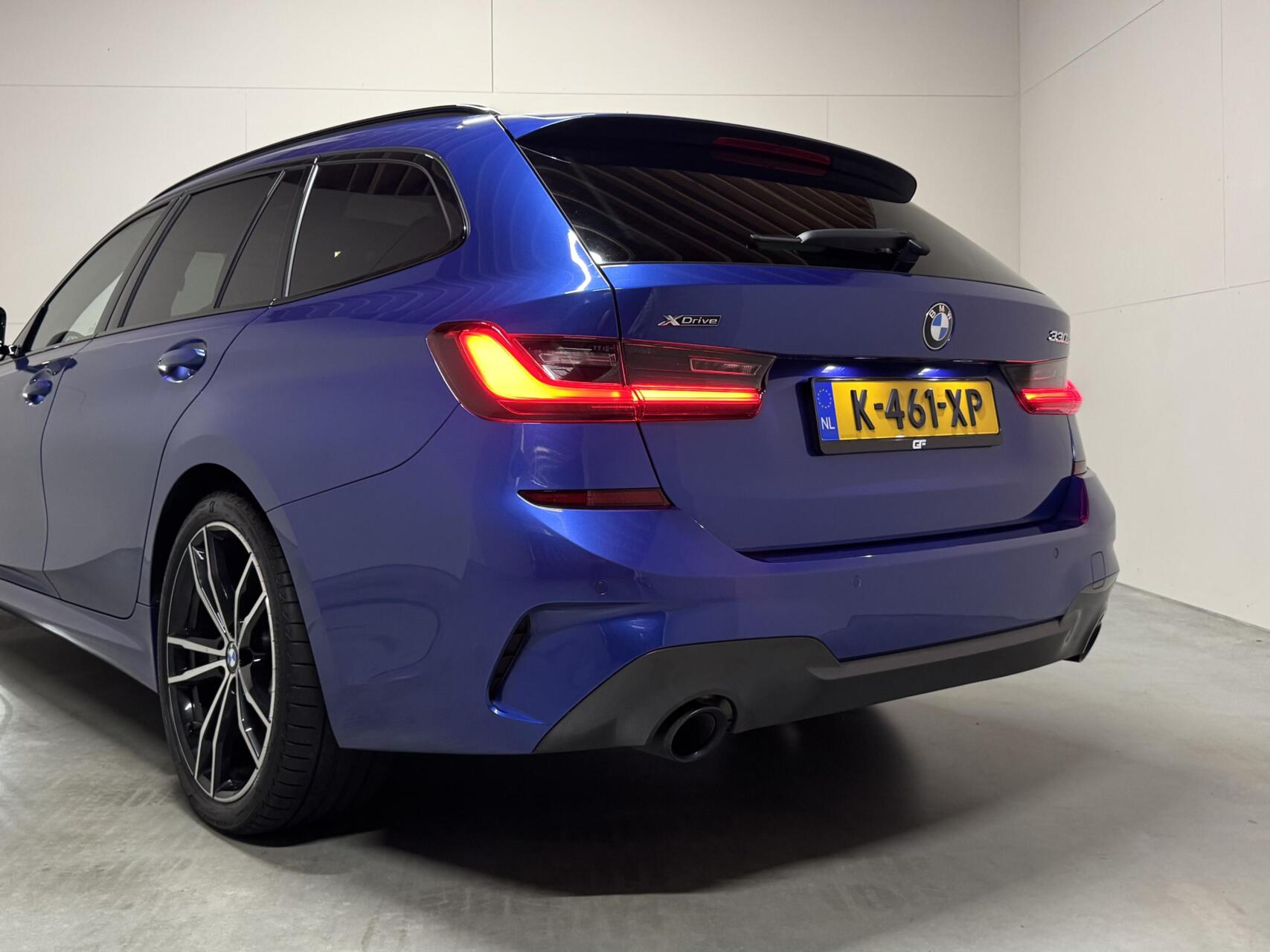 Foto van BMW 330e xDrive