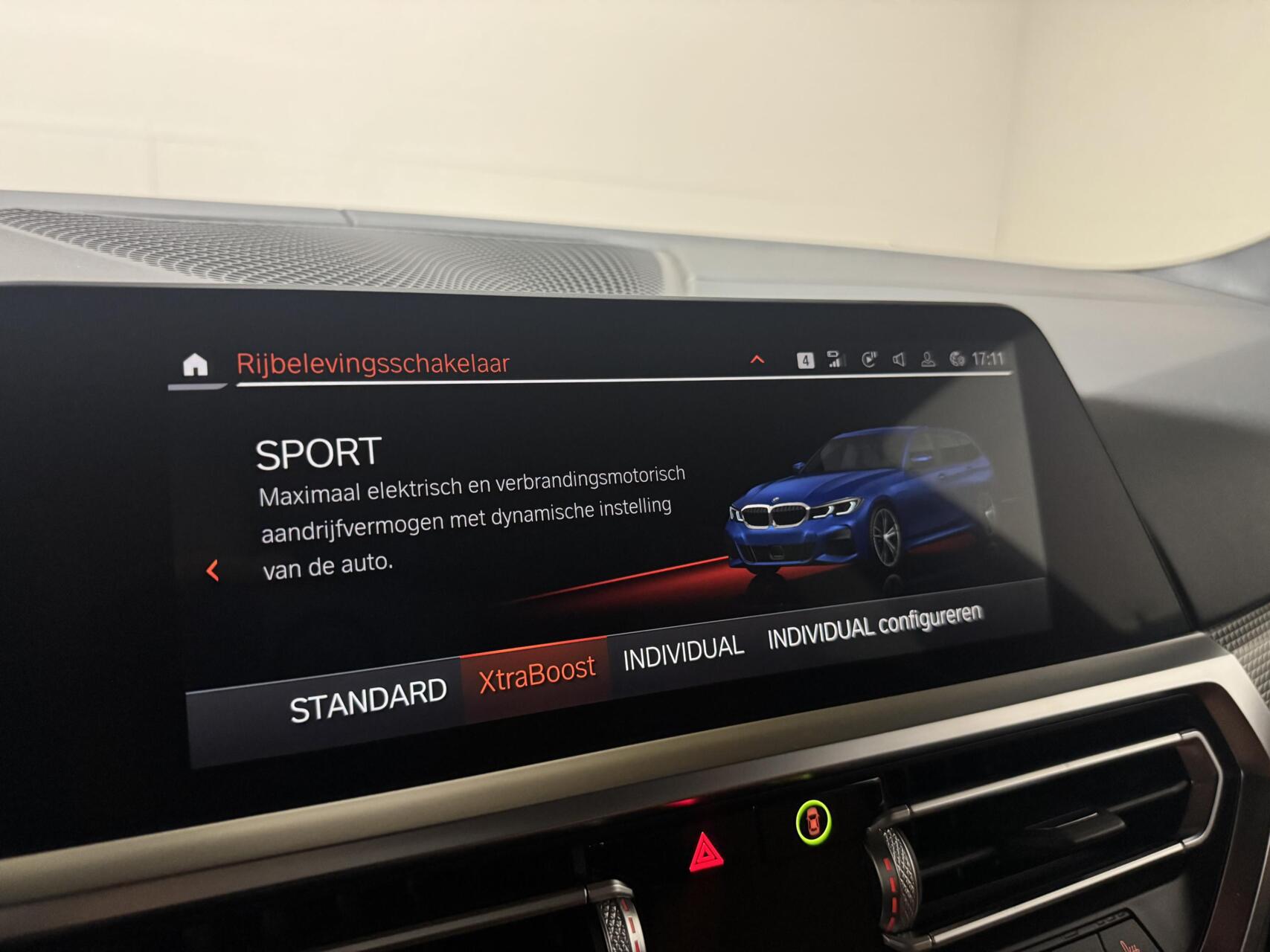 Foto van BMW 330e xDrive