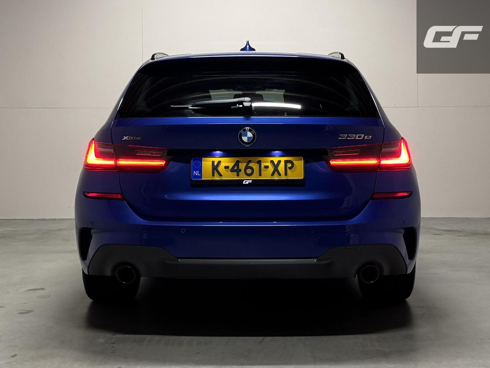Foto van BMW 330e xDrive