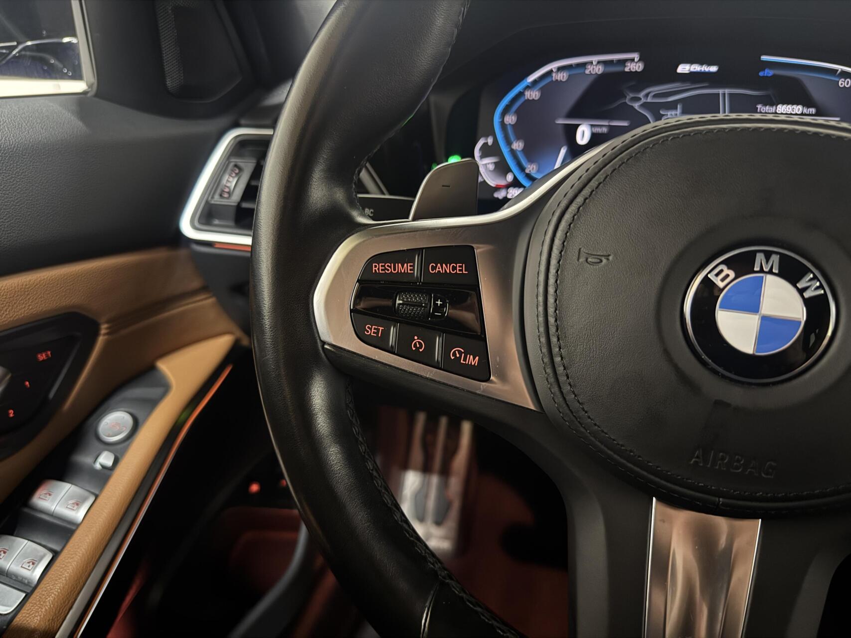 Foto van BMW 330e xDrive