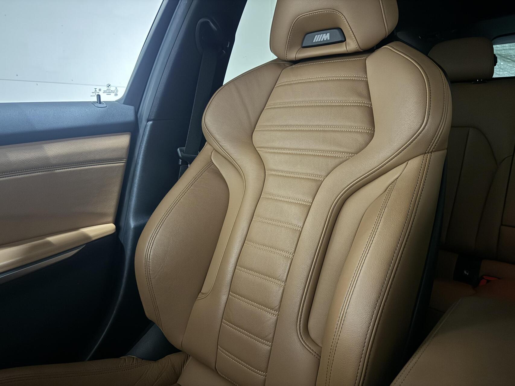 Foto van BMW 330e xDrive