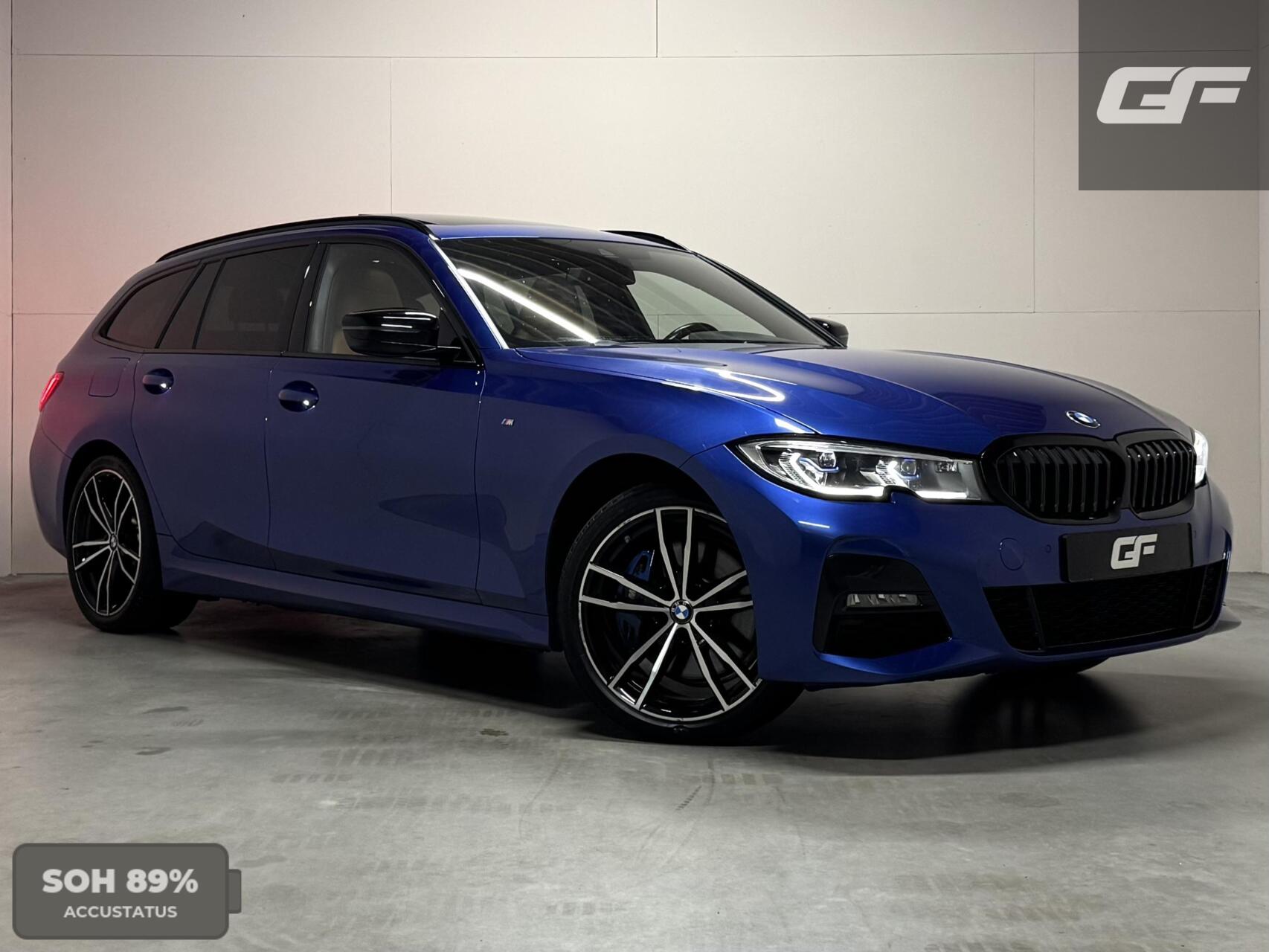 BMW 330e xDrive 330e xDrive M-Sport Pano Laser Kuipstoelen 2021 - voorkant