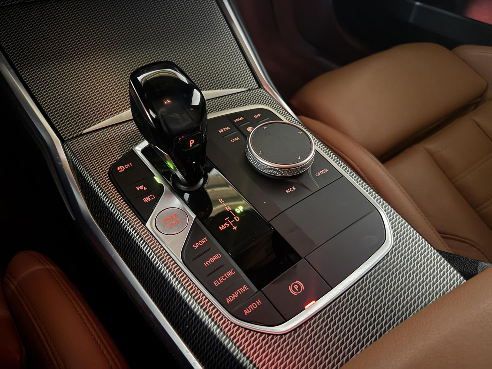 Foto van BMW 330e xDrive