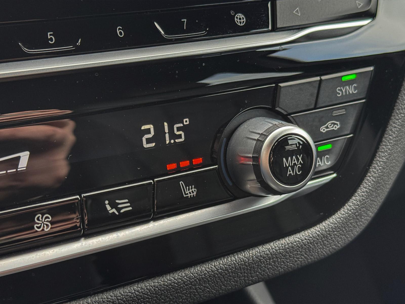 Foto van BMW X3 Xdrive20i