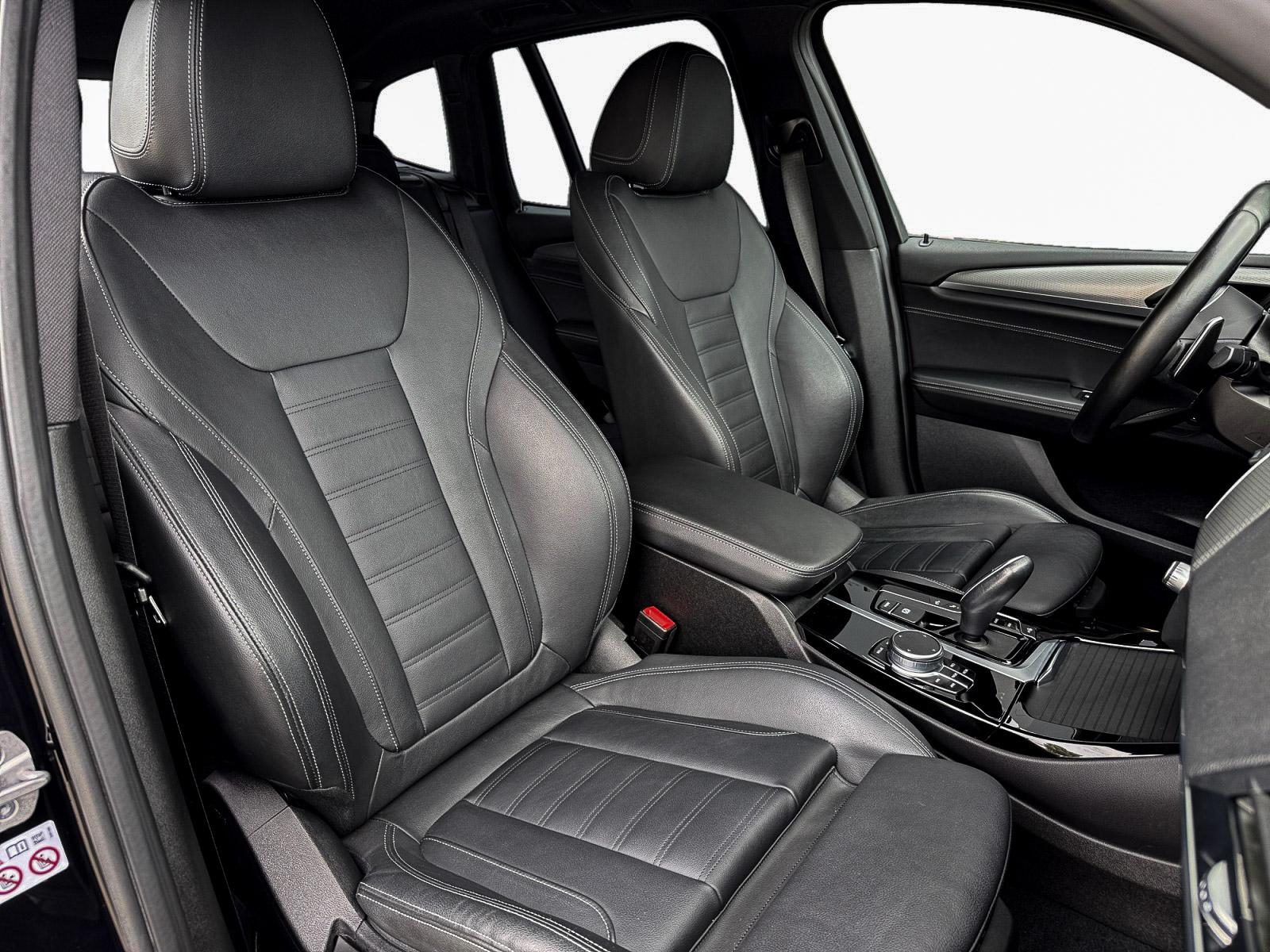 Foto van BMW X3 Xdrive20i