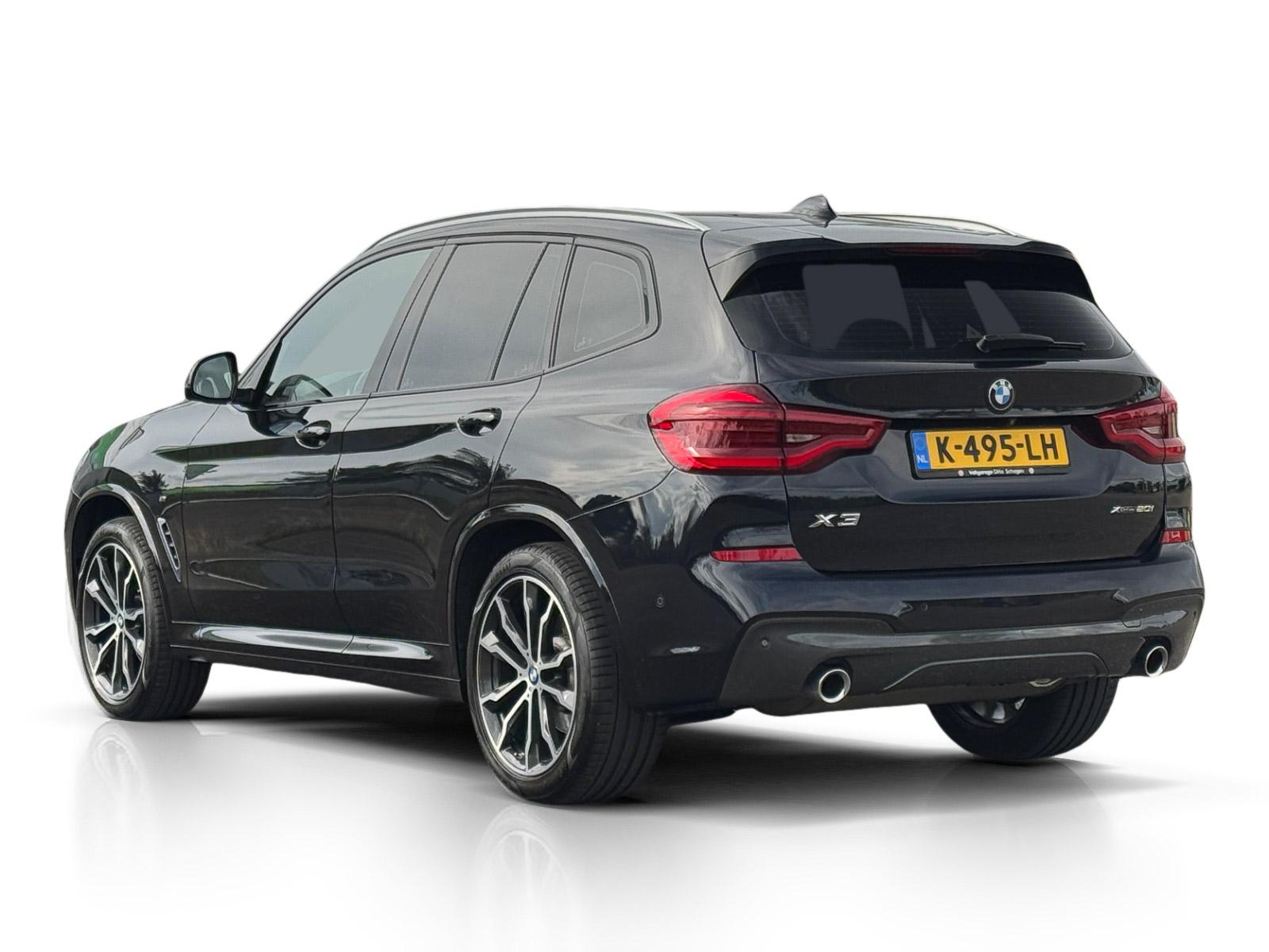Foto van BMW X3 Xdrive20i