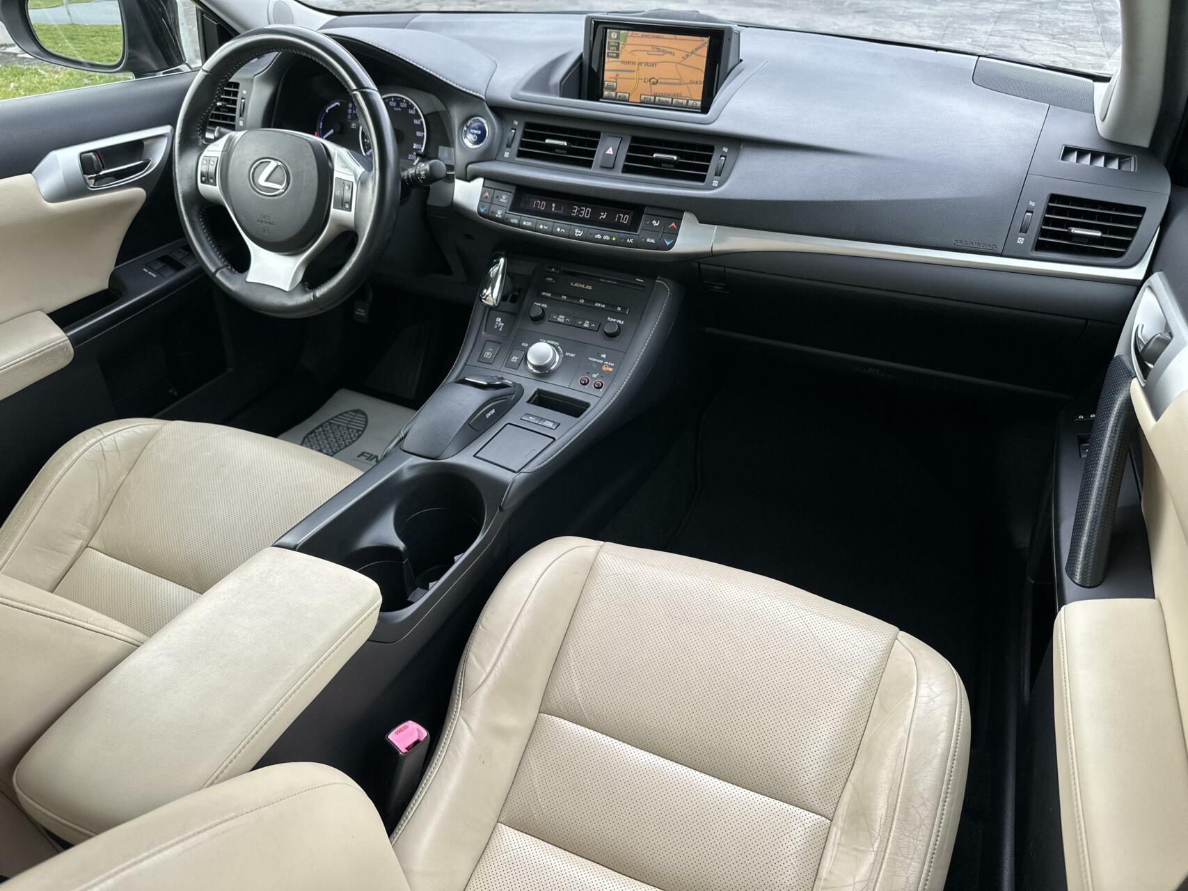 Foto van Lexus CT