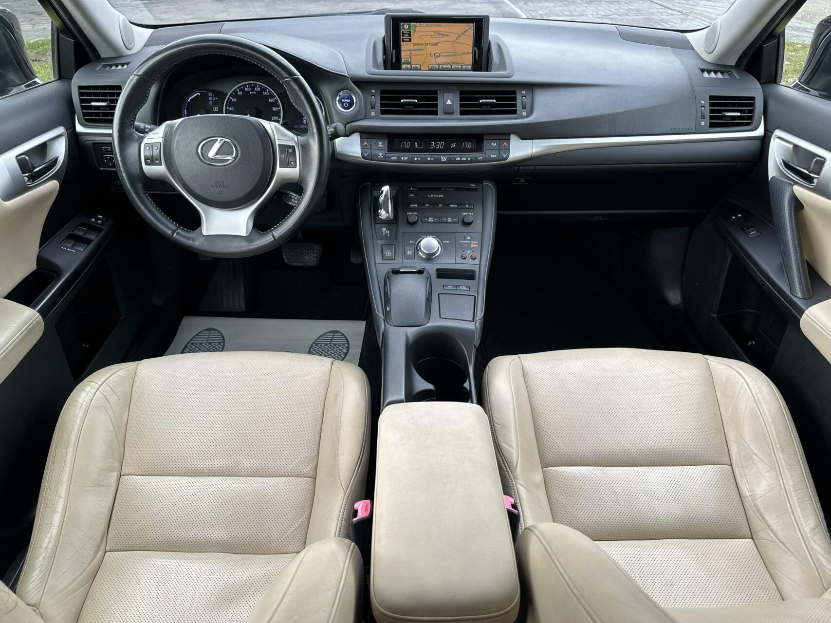 Foto van Lexus CT