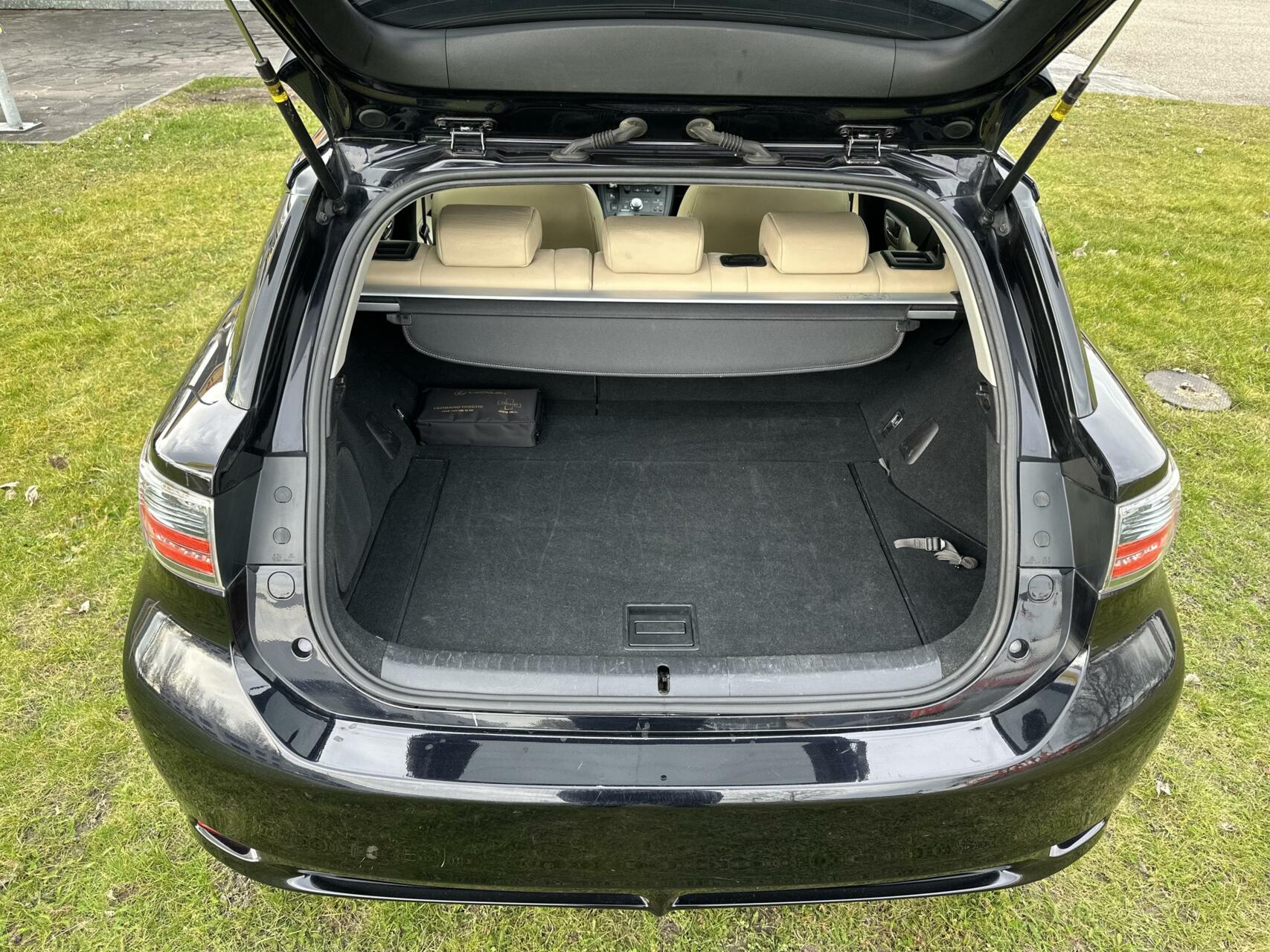 Foto van Lexus CT