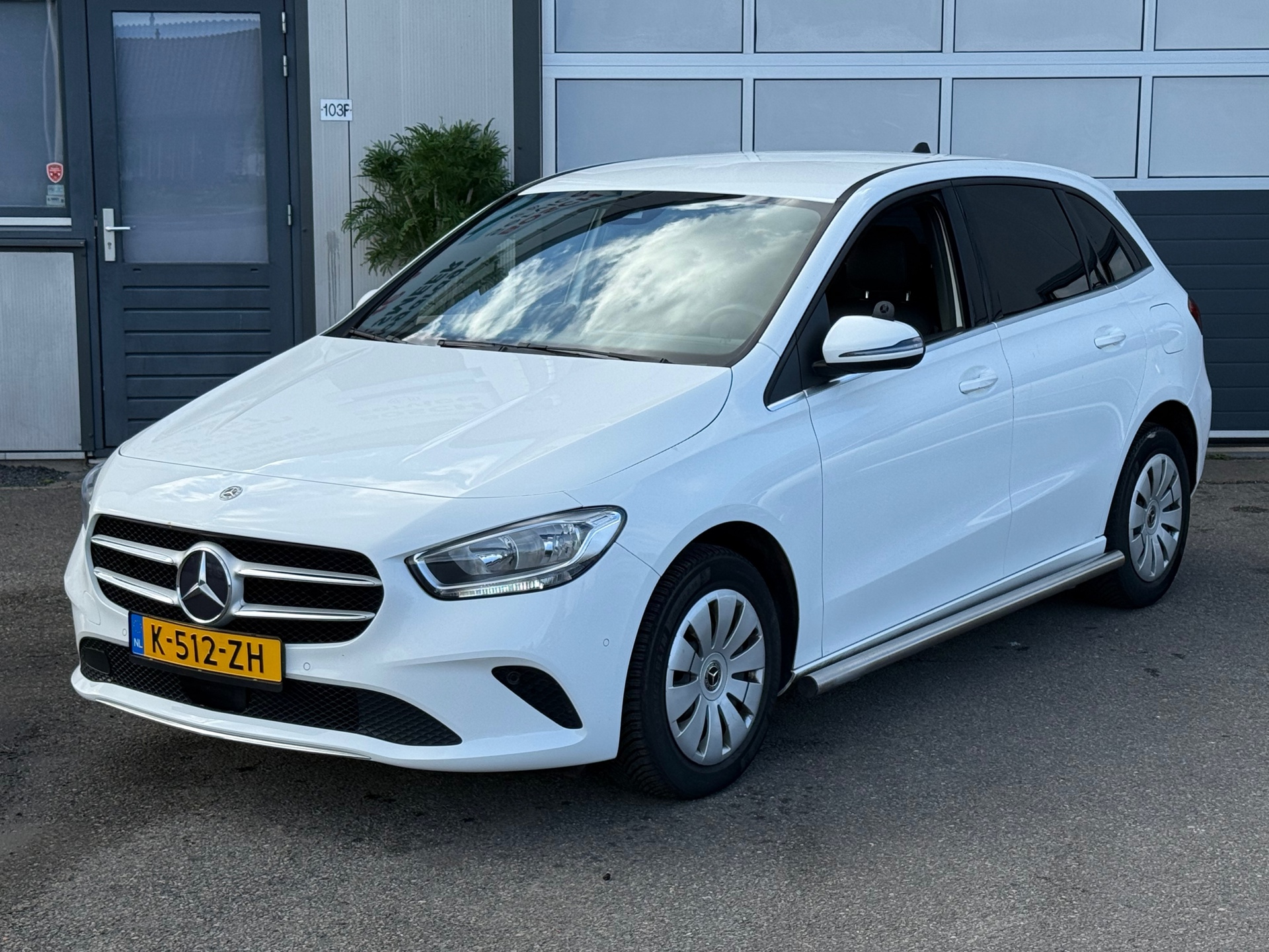 Foto van Mercedes-Benz B 200 D