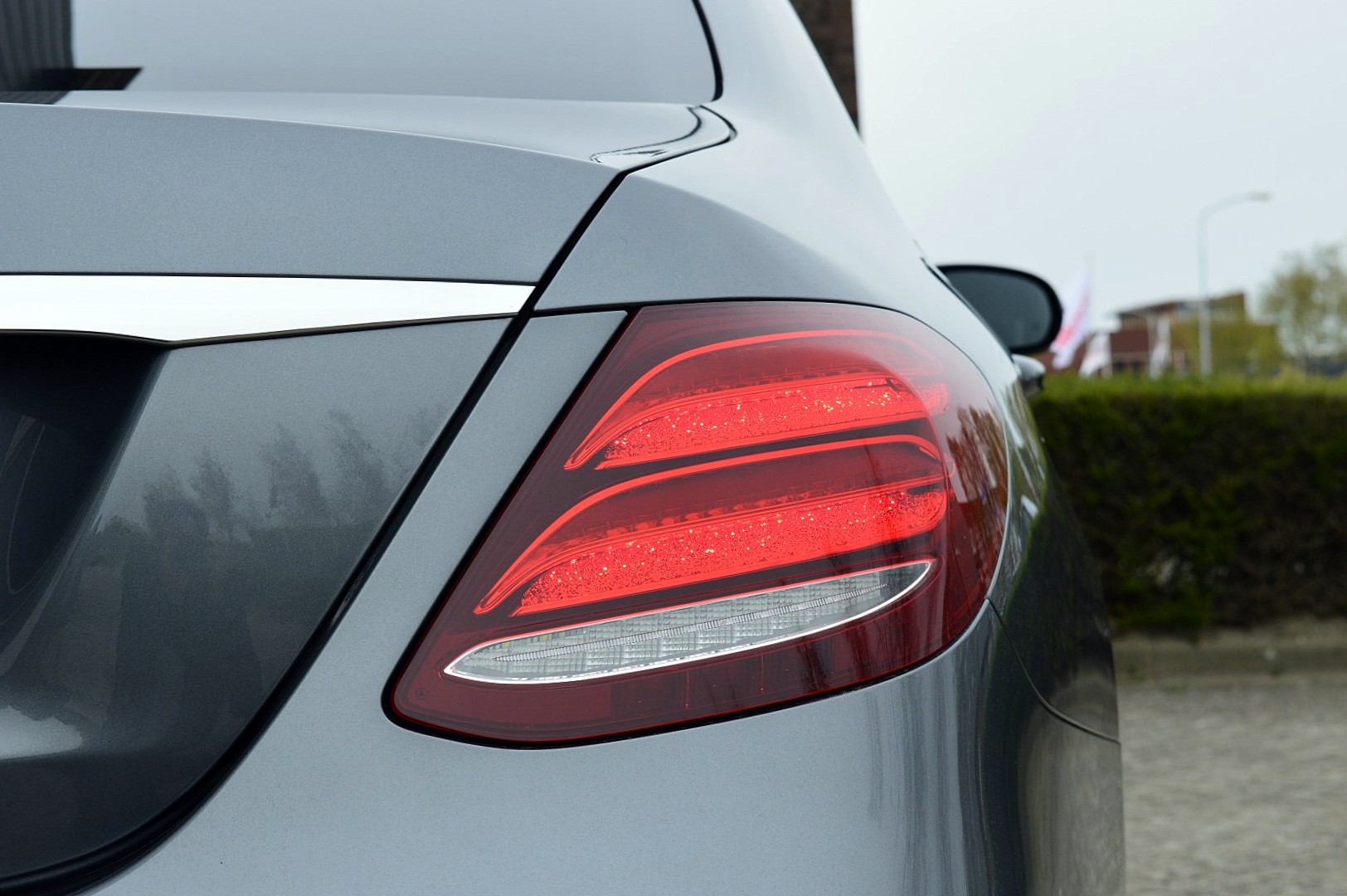 Foto van Mercedes-Benz E 200