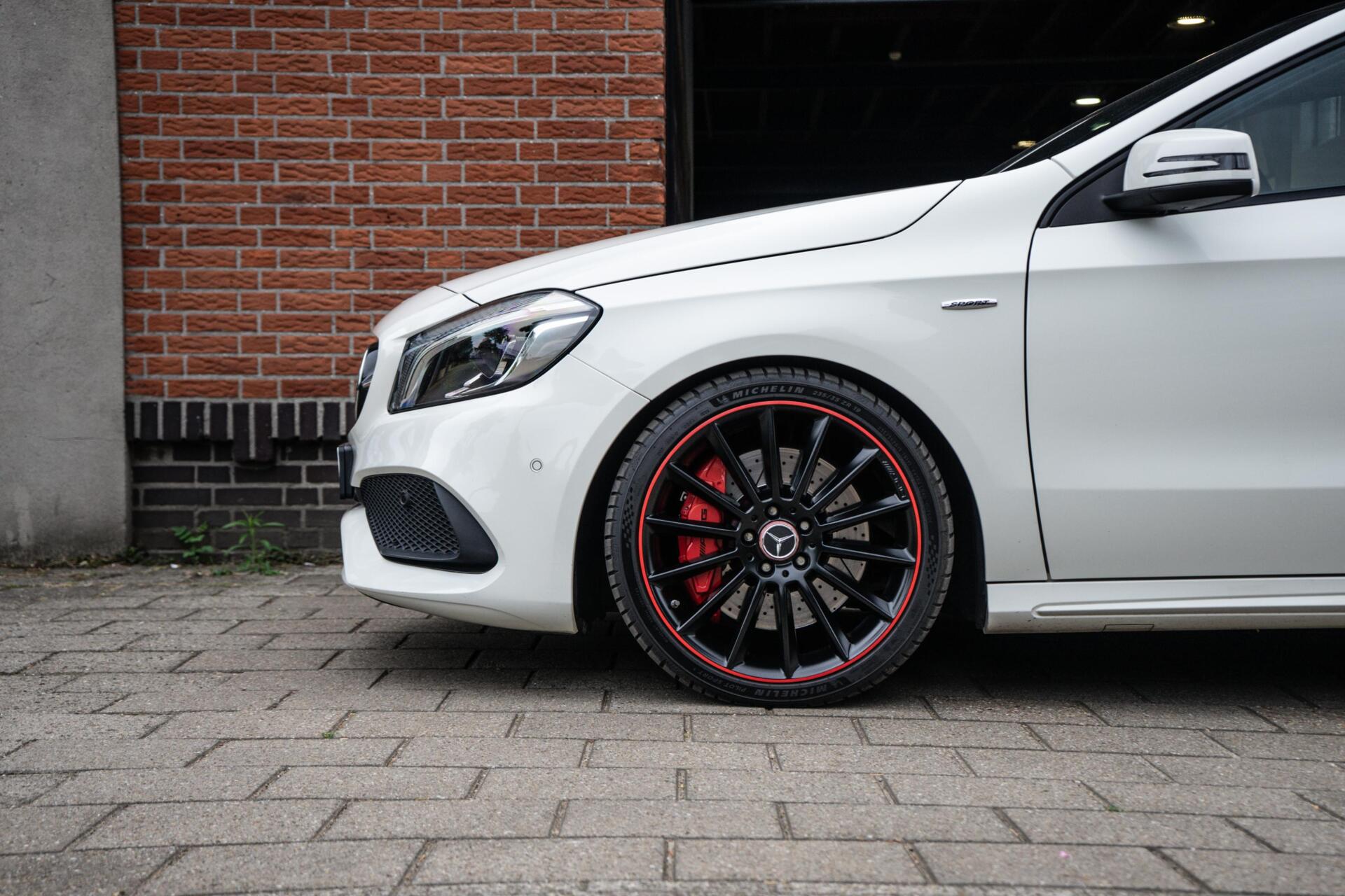 Foto van Mercedes-Benz A 250 4Matic