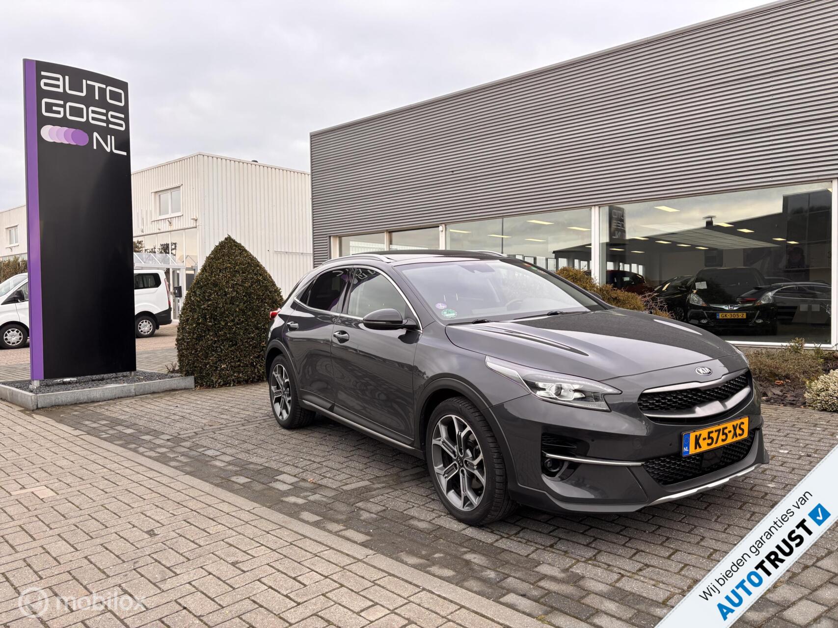 Kia Xceed 1.5 T-GDI MHEV Dynamic + Line Leer Pano 2021 - voorkant