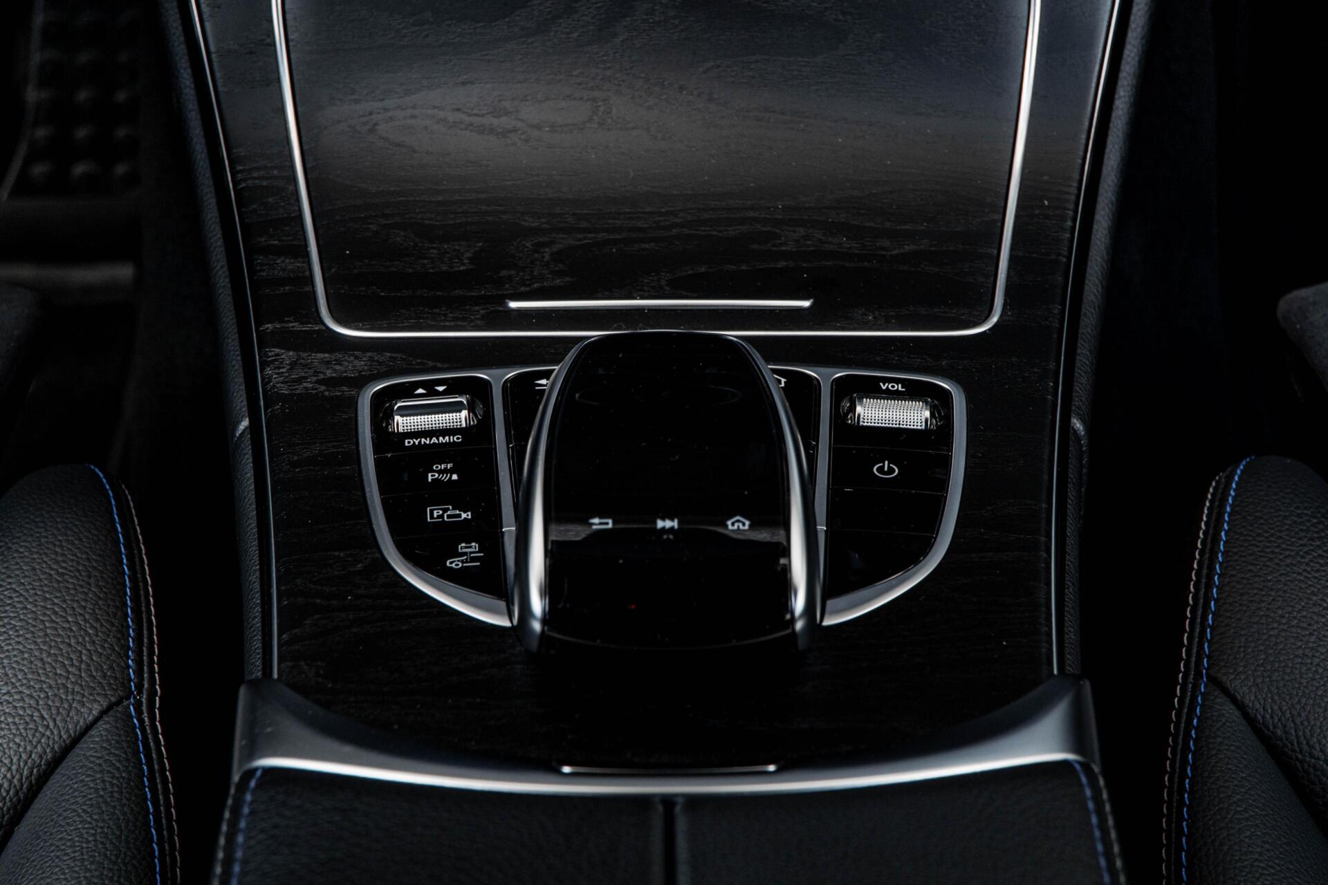 Foto van Mercedes-Benz C 300 E