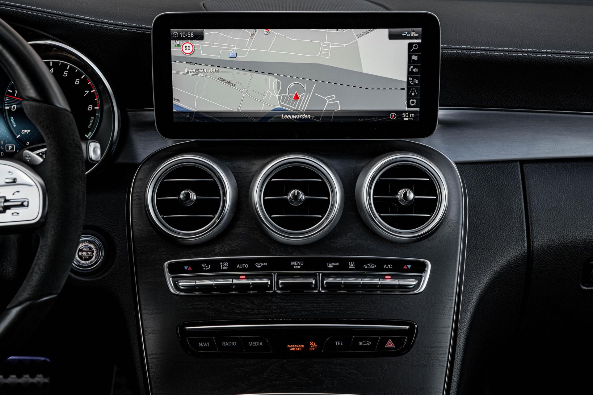 Foto van Mercedes-Benz C 300 E