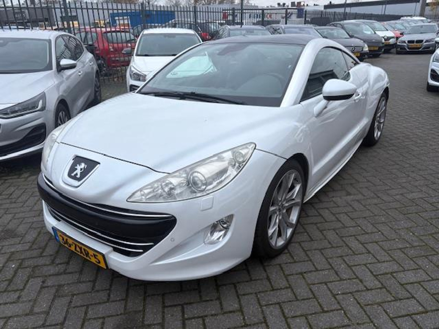 Foto van Peugeot RCZ