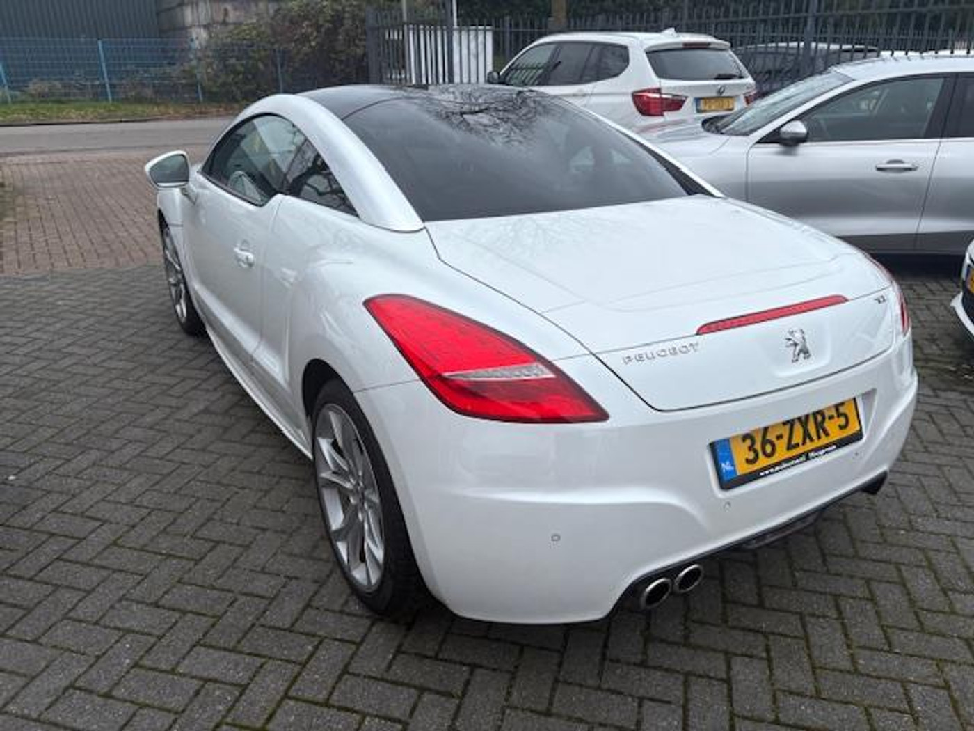 Foto van Peugeot RCZ