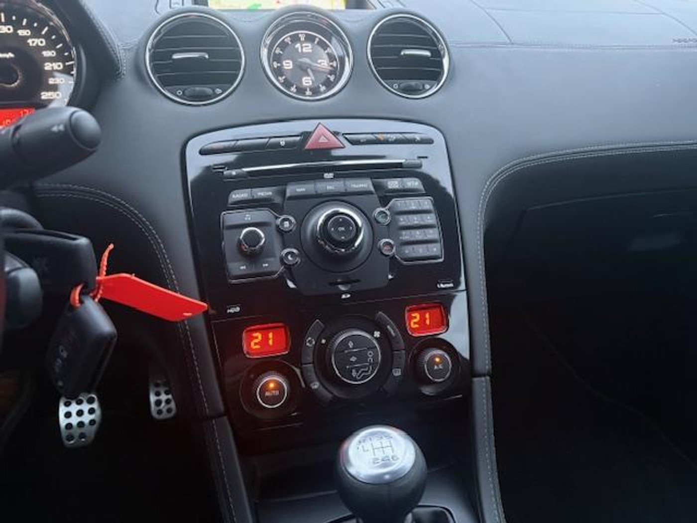 Foto van Peugeot RCZ