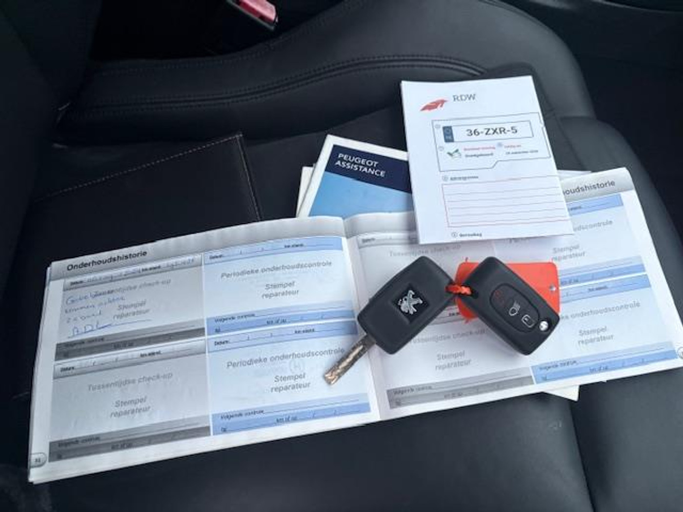 Foto van Peugeot RCZ