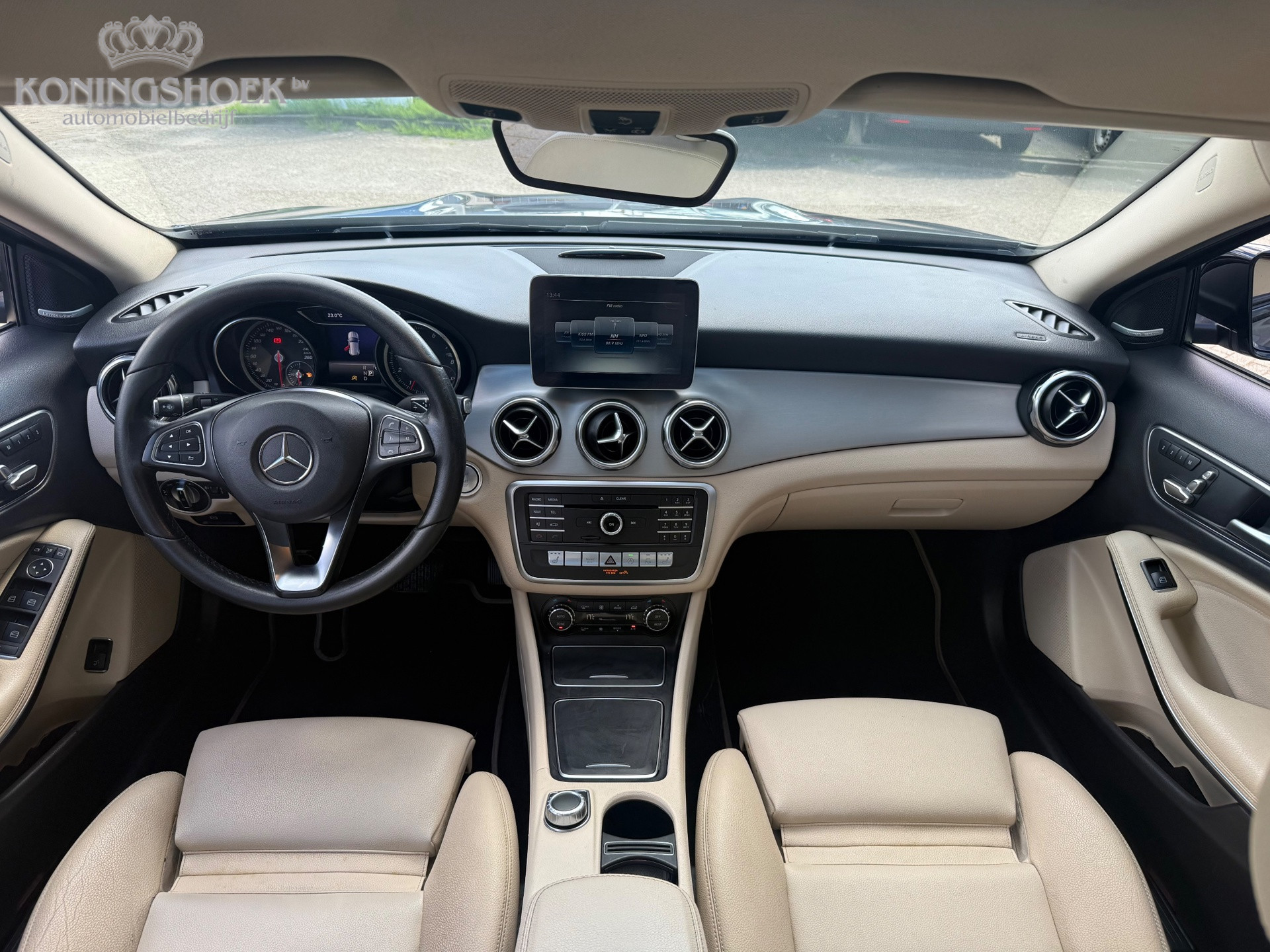 Foto van Mercedes-Benz Gla 180