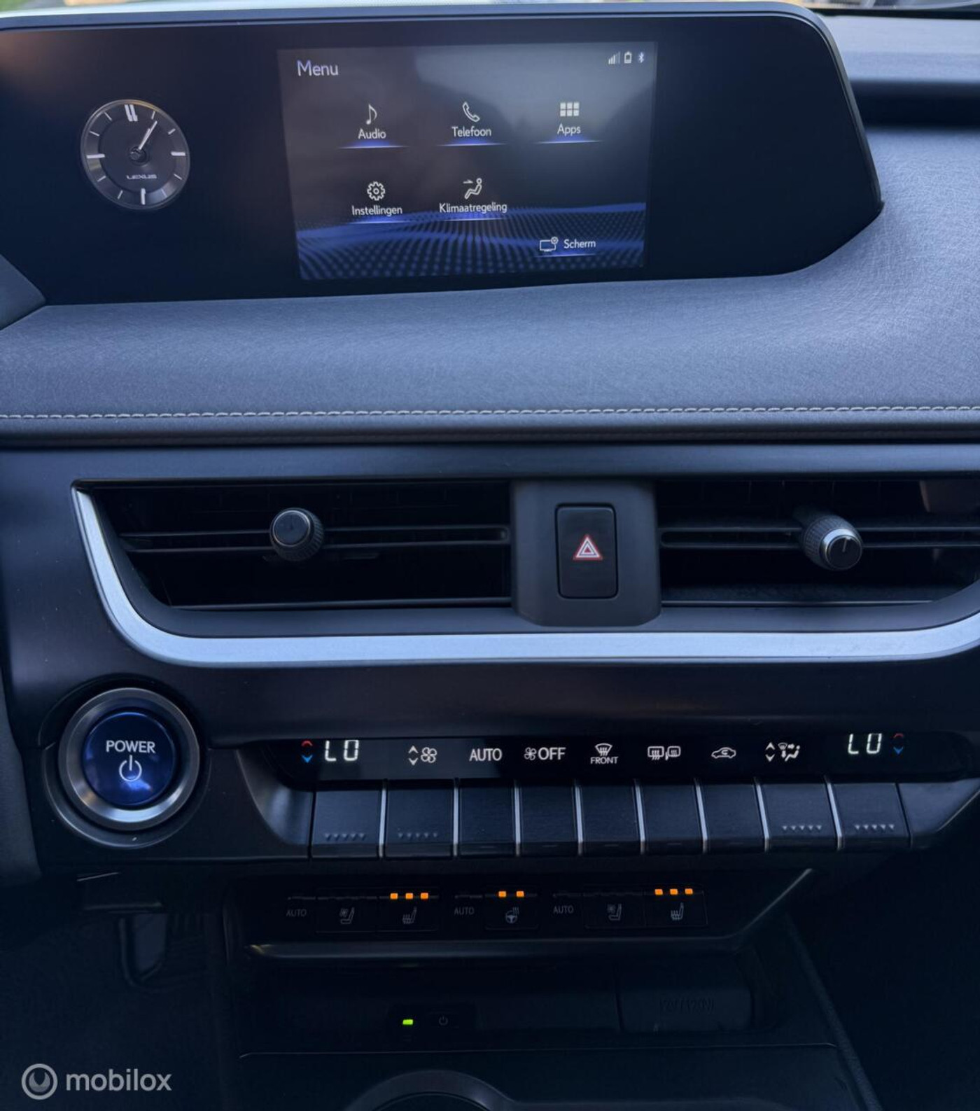 Foto van Lexus Ux