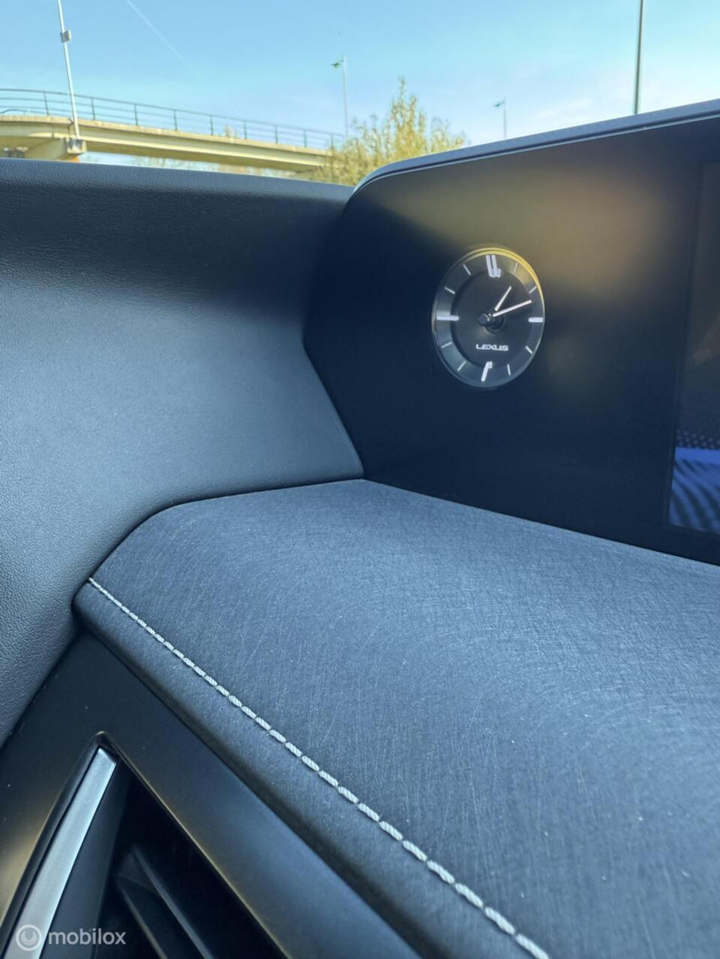 Foto van Lexus Ux