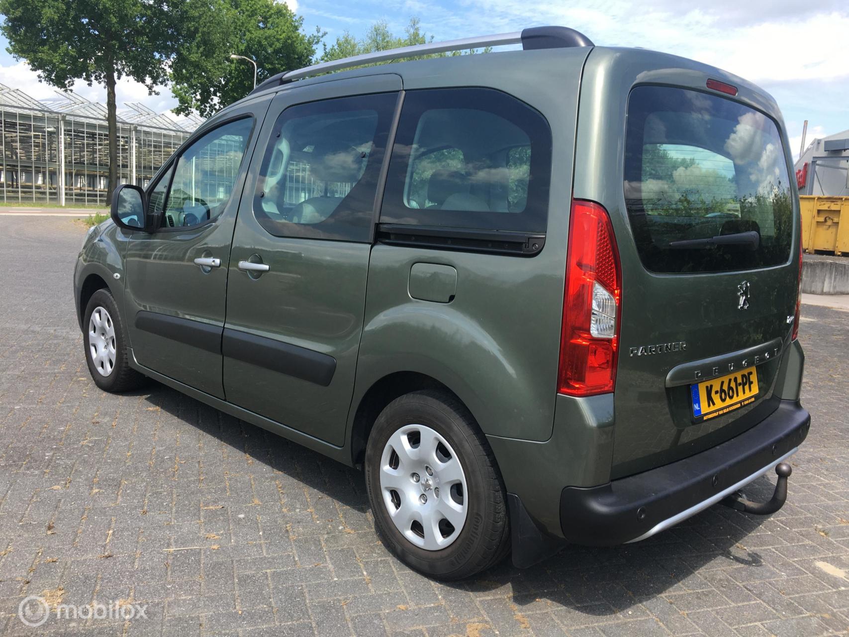 Foto van Peugeot Partner Tepee