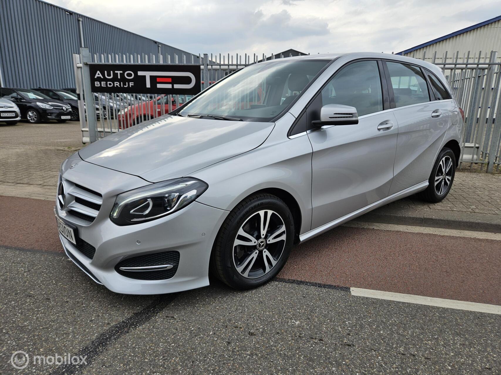 Mercedes-Benz B-klasse 200 Ambition Automaat Camera. 2018 - voorkant