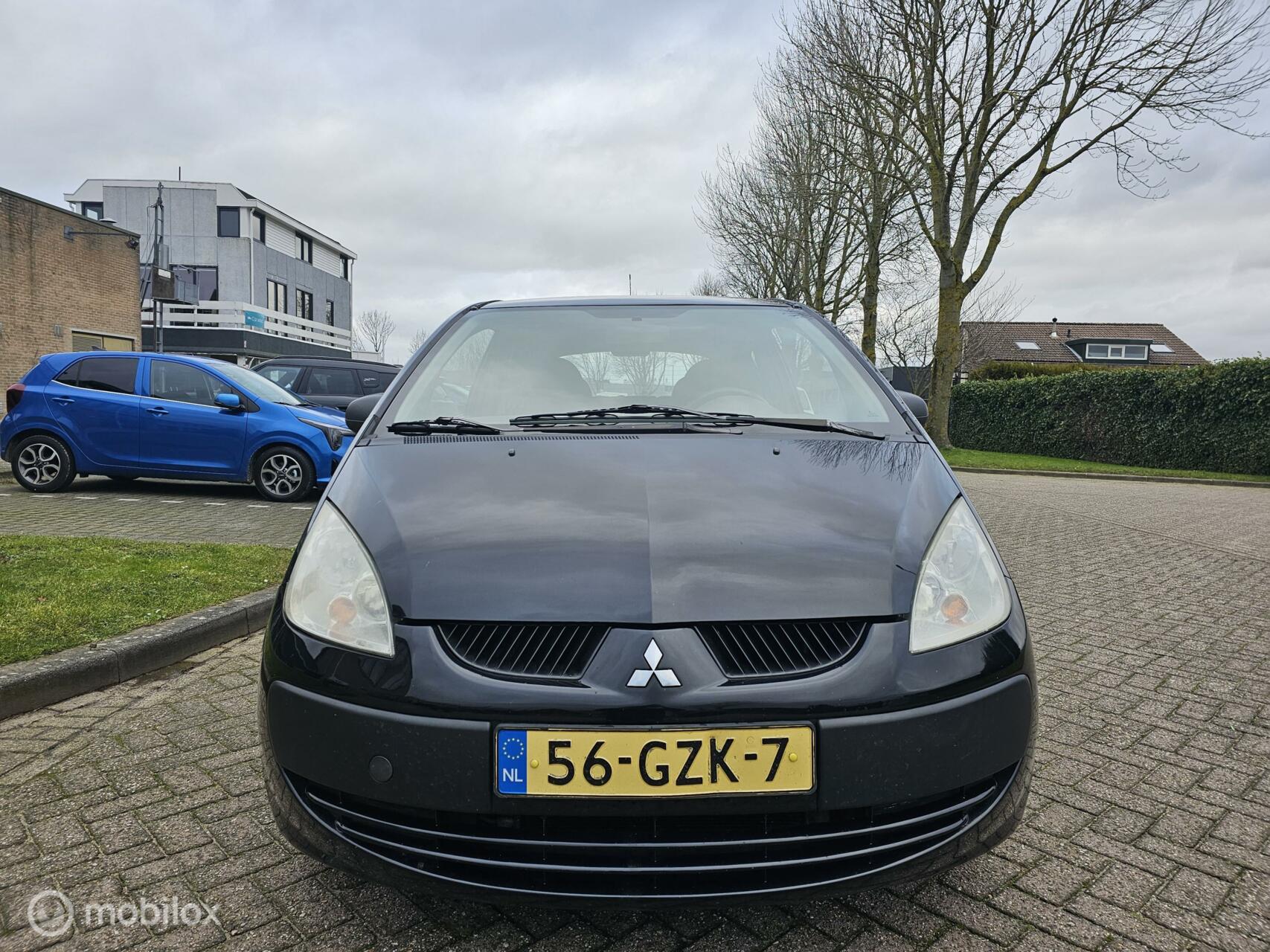 Foto van Mitsubishi Colt
