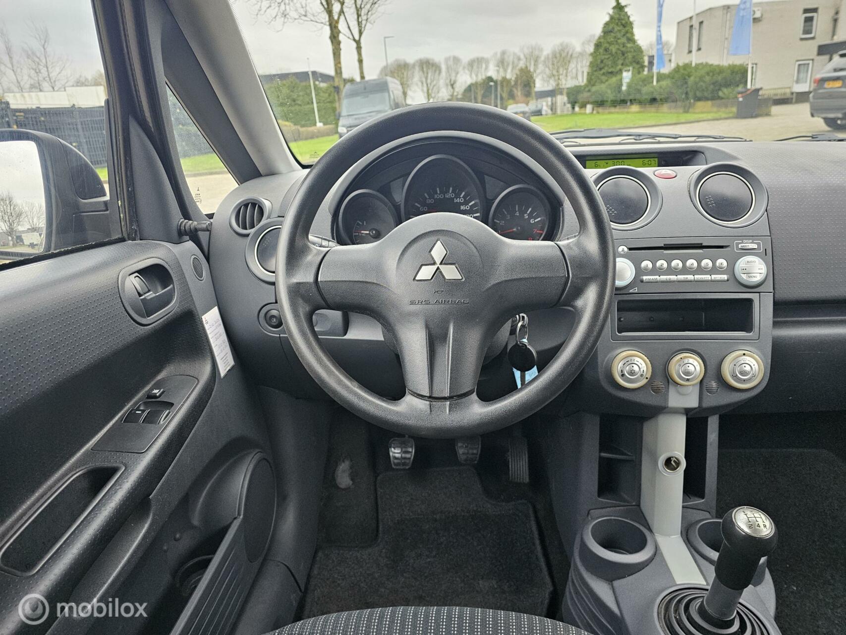 Foto van Mitsubishi Colt