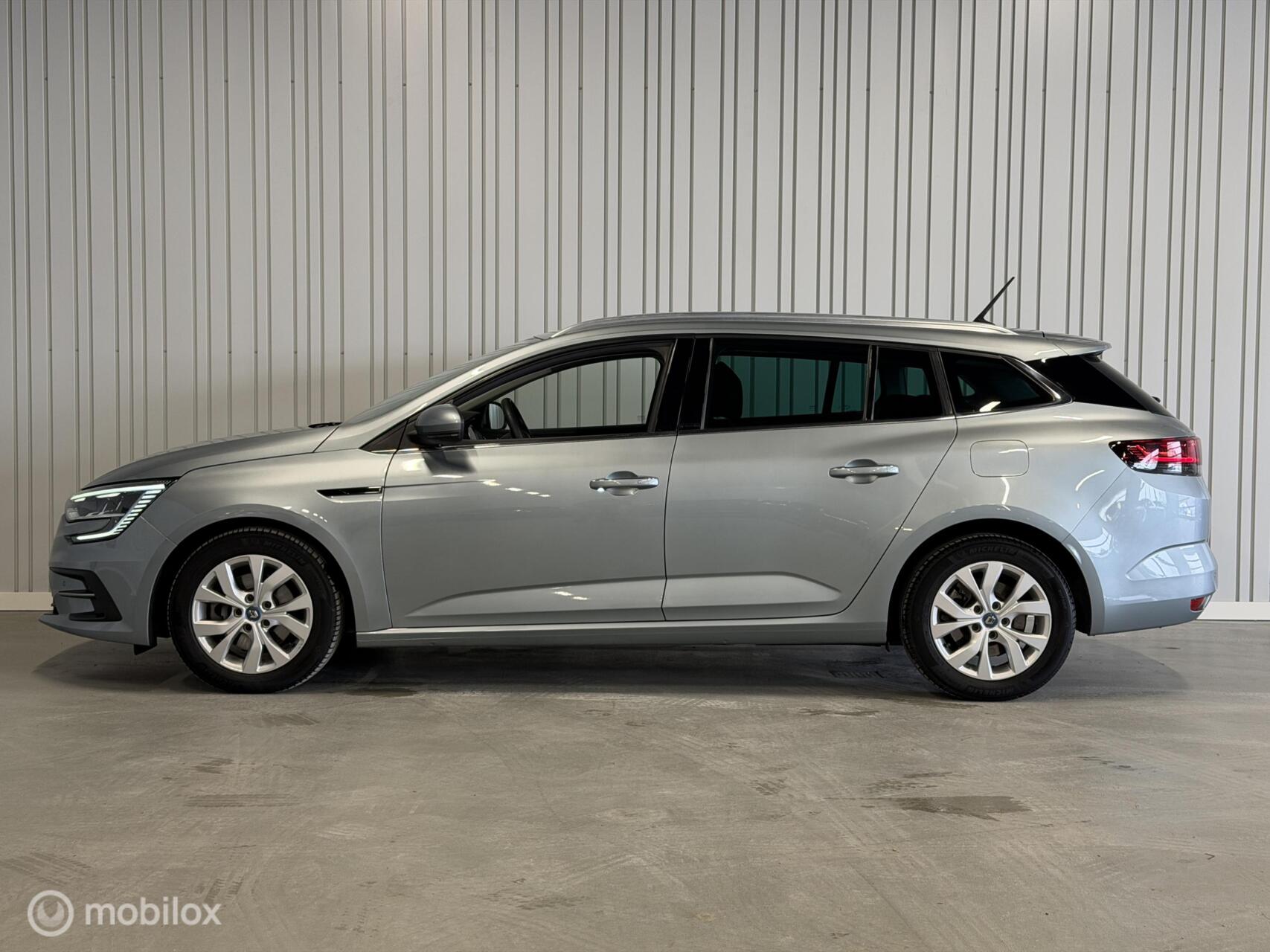 Foto van Renault Megane E-tech Plug-in Hybrid