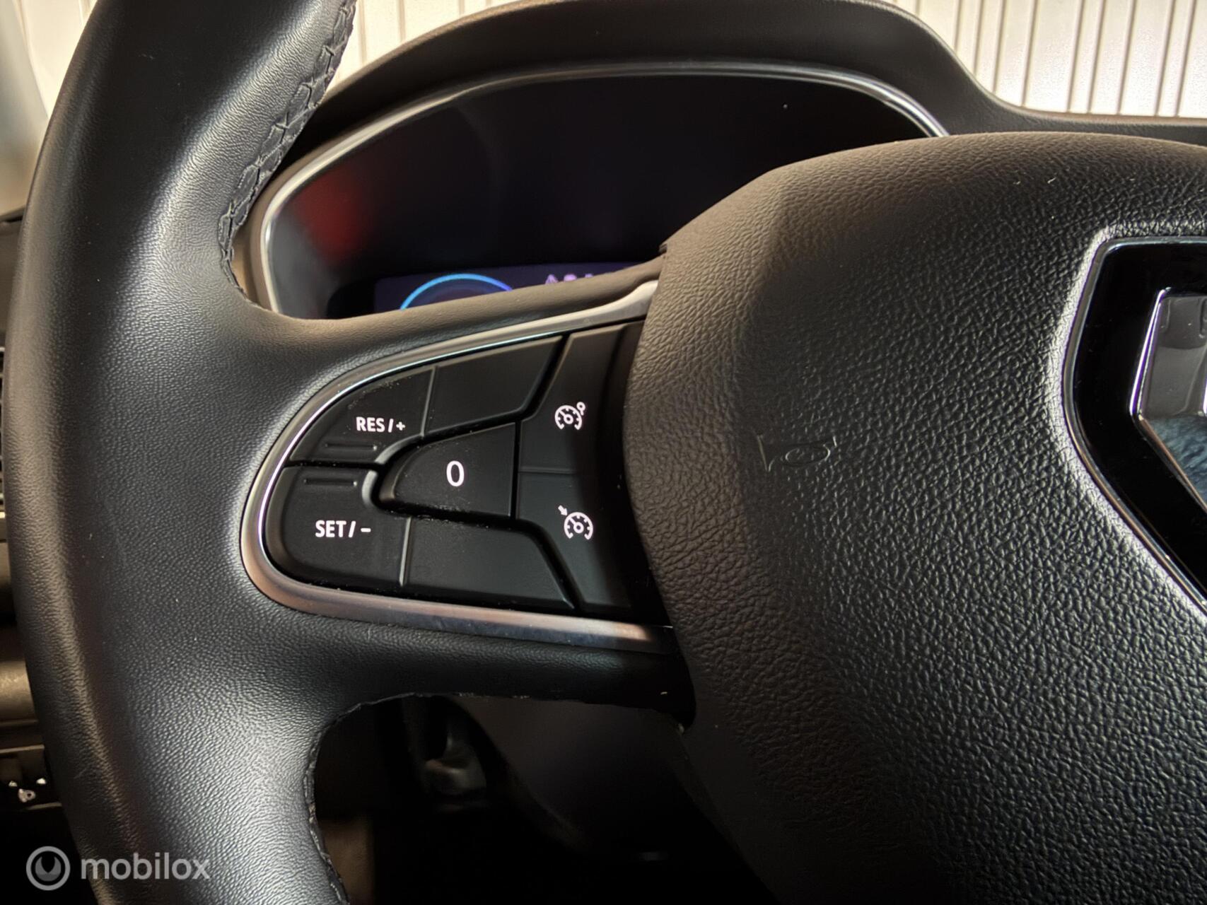 Foto van Renault Megane E-tech Plug-in Hybrid
