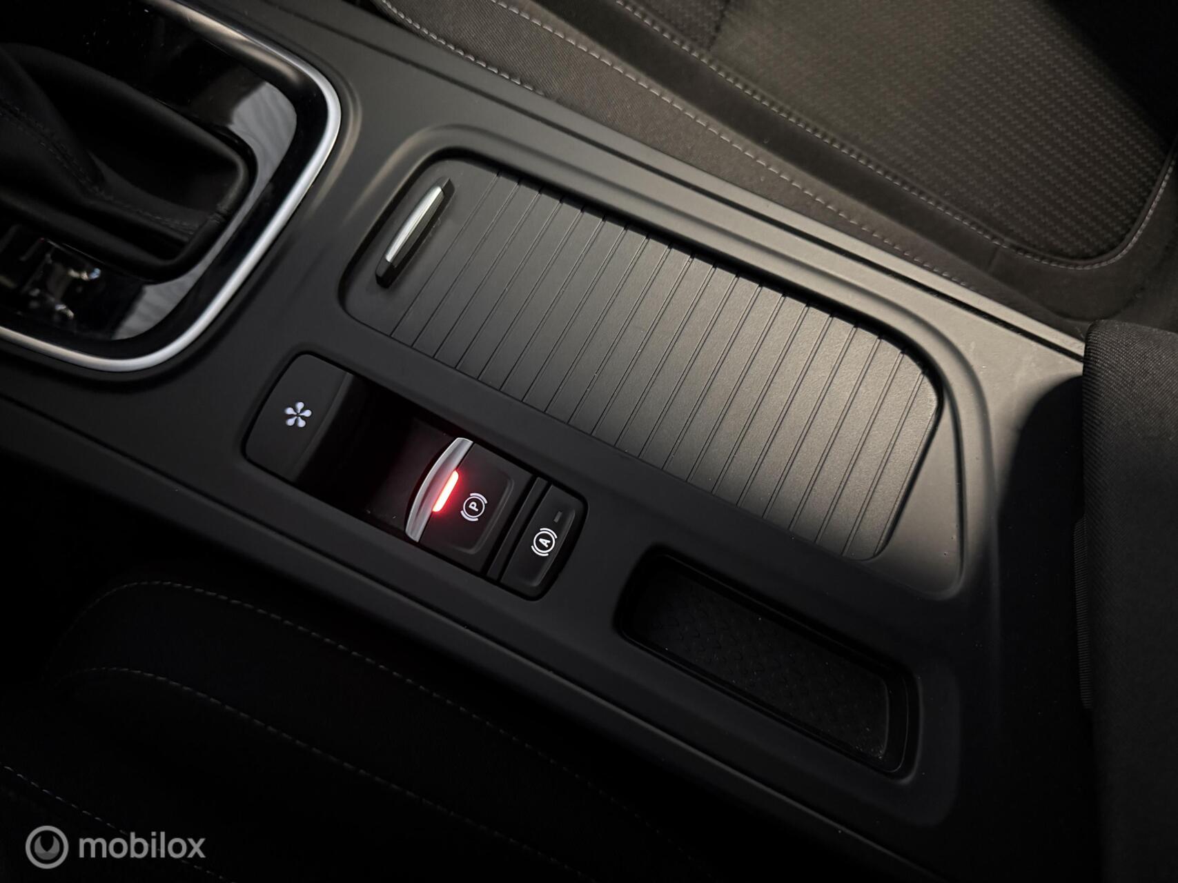 Foto van Renault Megane E-tech Plug-in Hybrid