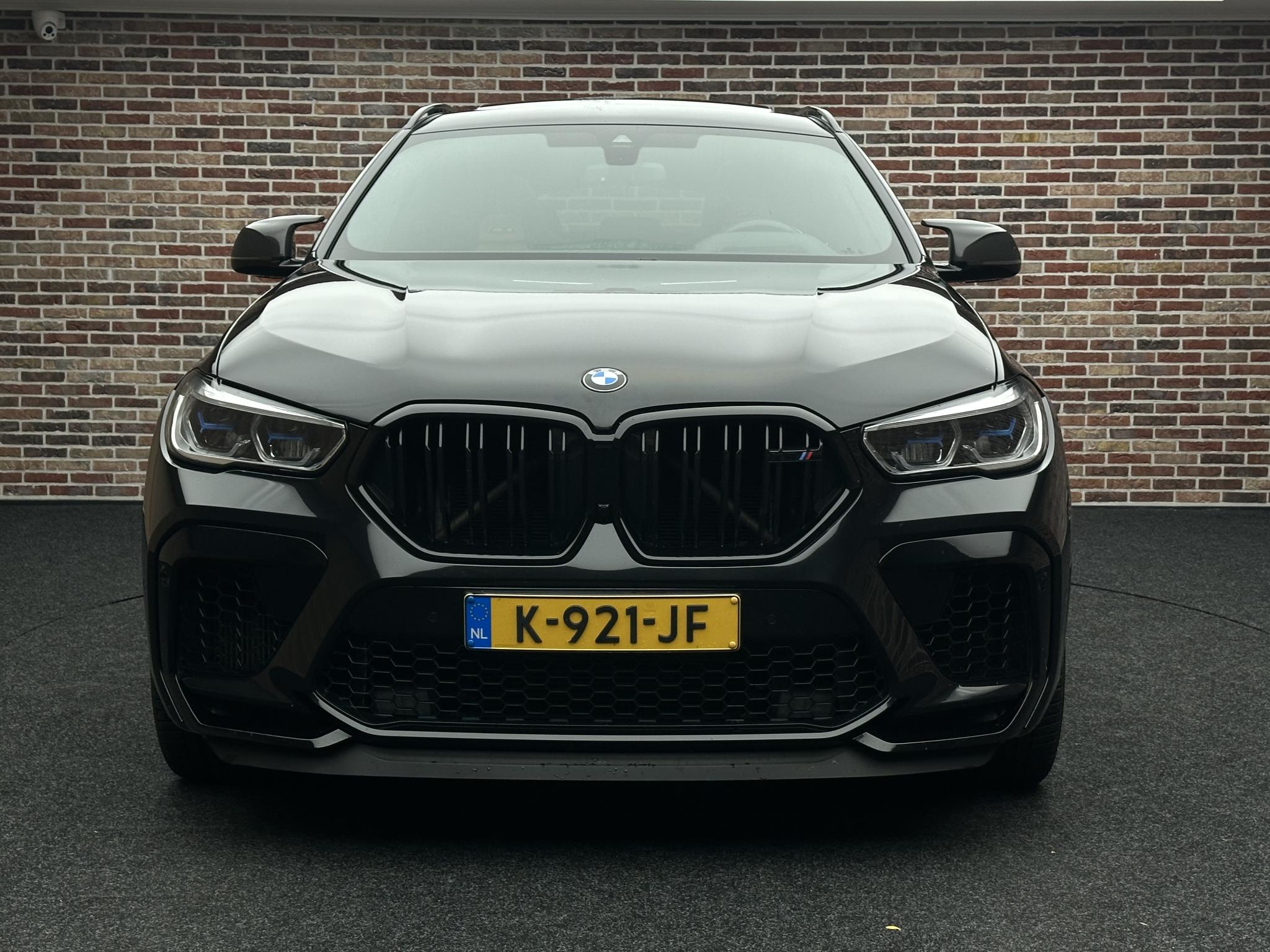 Foto van BMW X6 M Competition