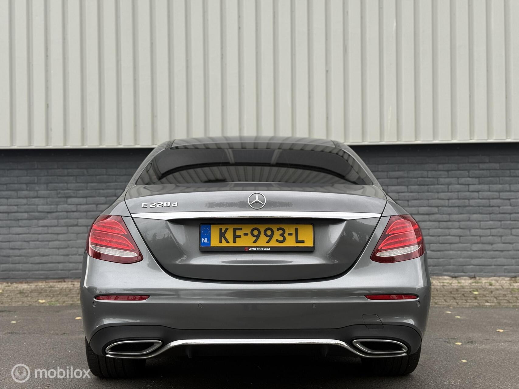 Foto van Mercedes-Benz E 220 D