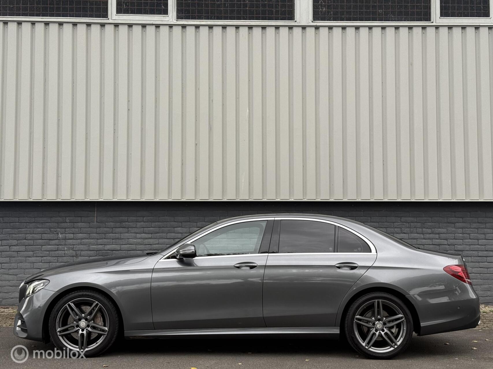 Foto van Mercedes-Benz E 220 D