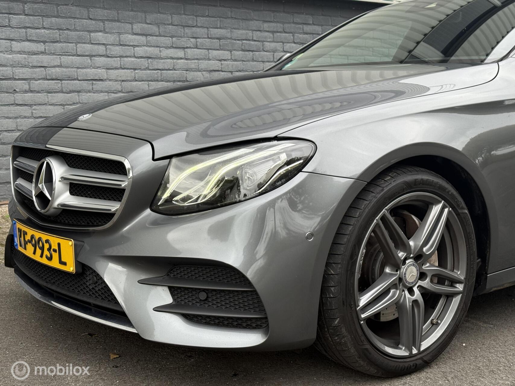 Foto van Mercedes-Benz E 220 D