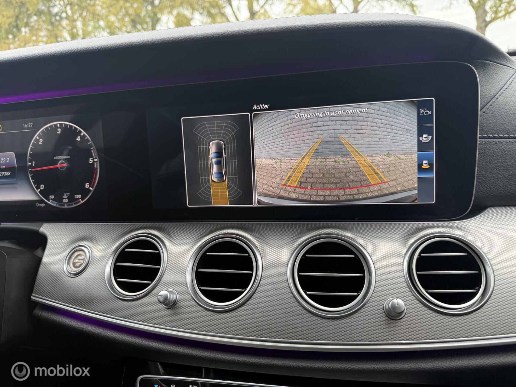 Foto van Mercedes-Benz E 220 D